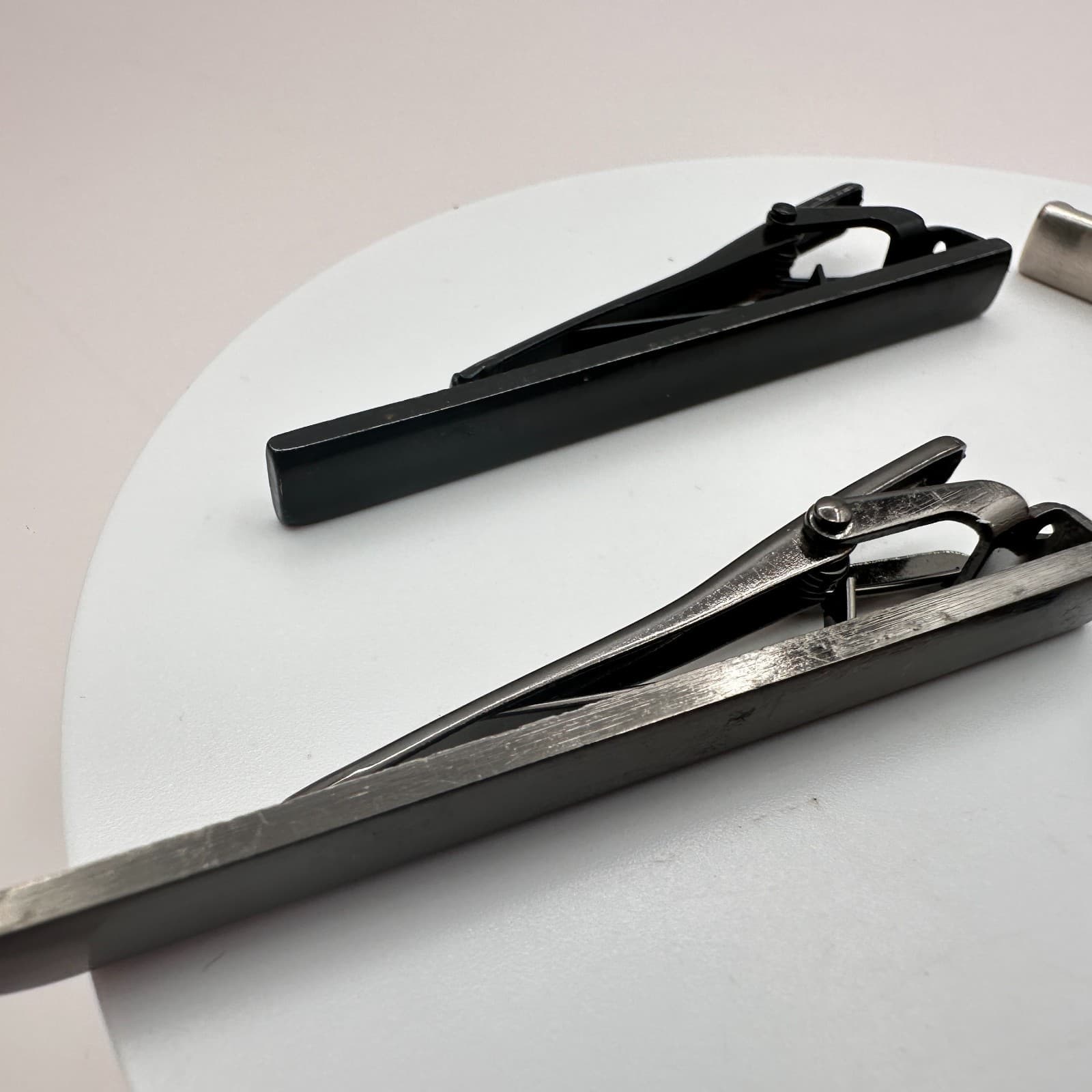 Vintage 90s 4 pcs Men’s Tie Clip Bar Set Classic Silver Tone Pin Retro Jewelry - Thumbnail 5