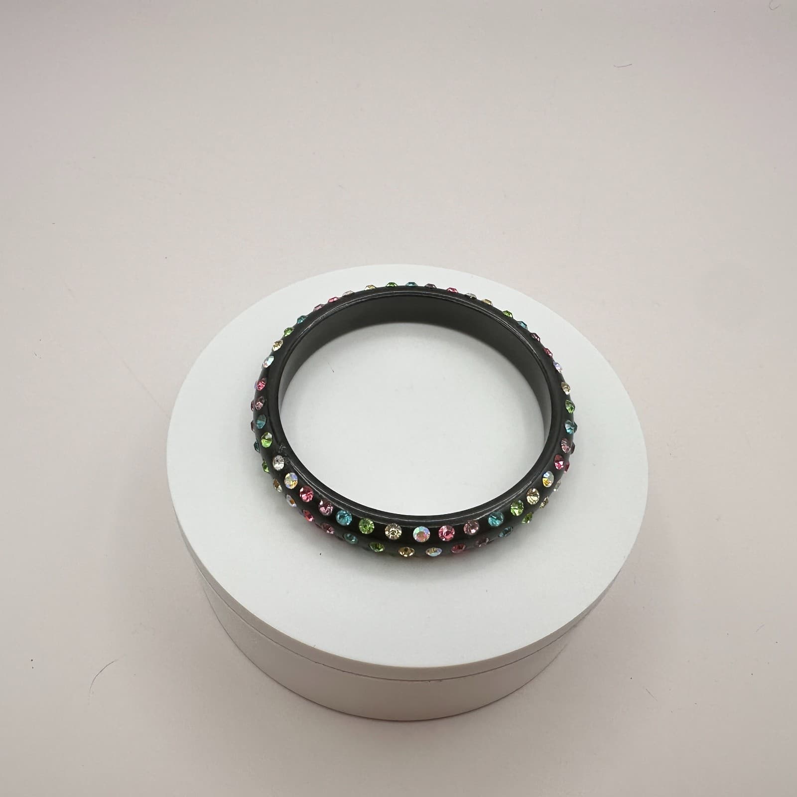 Vintage 80s Black Bangle Bracelet Multicolor Glass Inset Classic Fashion Jewelry - Thumbnail 6