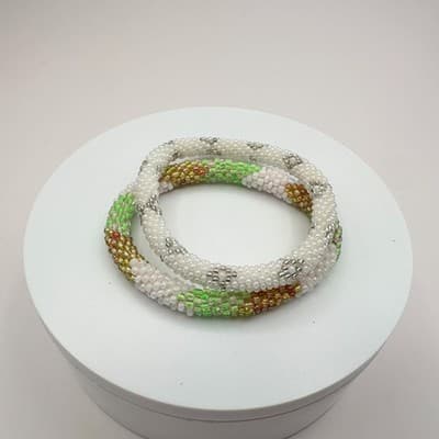 Vintage 90s Glass Seed Bead Crochet Rope Bangle Bracelet Set White Green Boho - Thumbnail 2