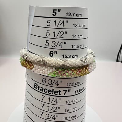 Vintage 90s Glass Seed Bead Crochet Rope Bangle Bracelet Set White Green Boho - Thumbnail 7