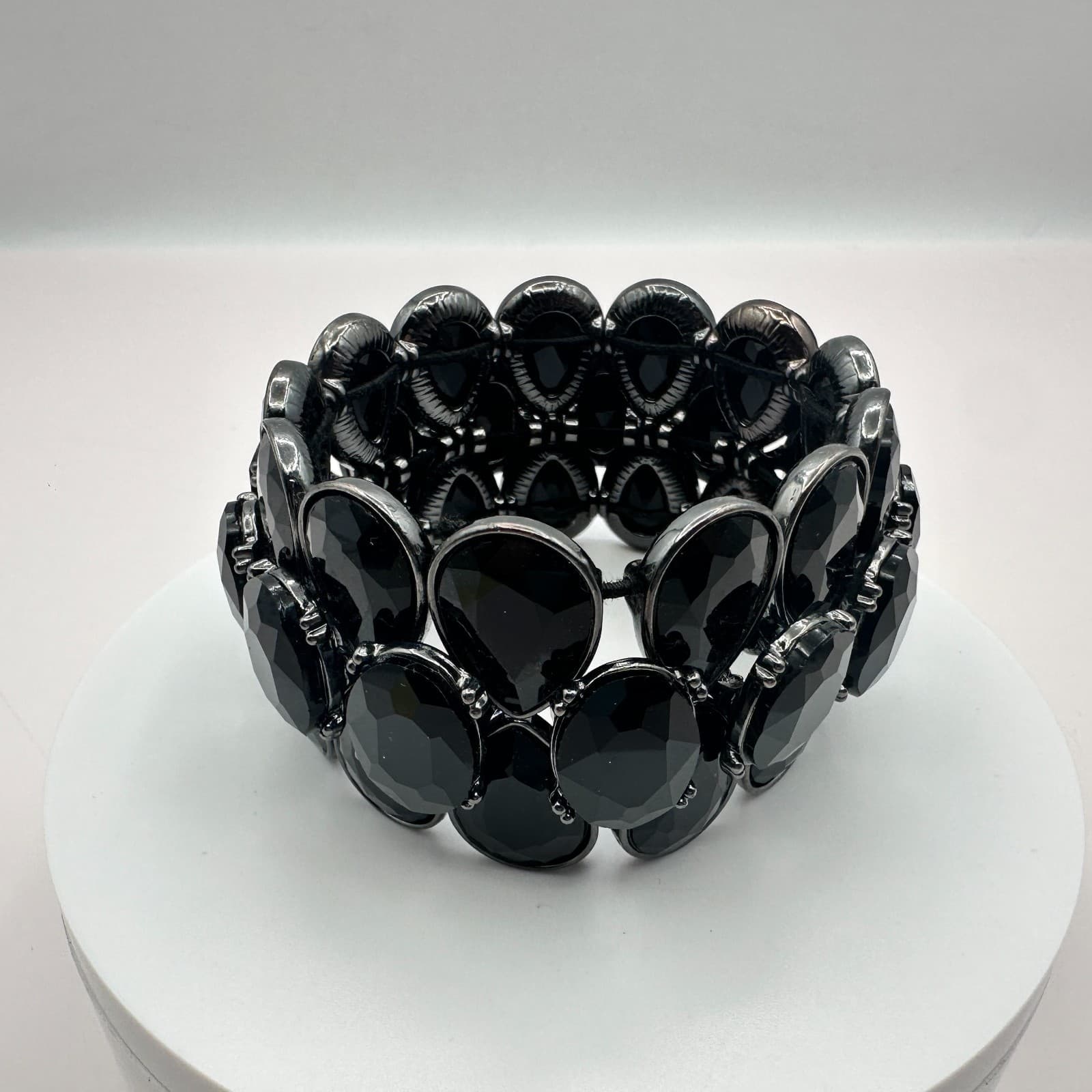 Vintage Y2K Oval & Teardrop Black Rhinestone Wide Cuff Stretch Bracelet Jewelry - Thumbnail 2