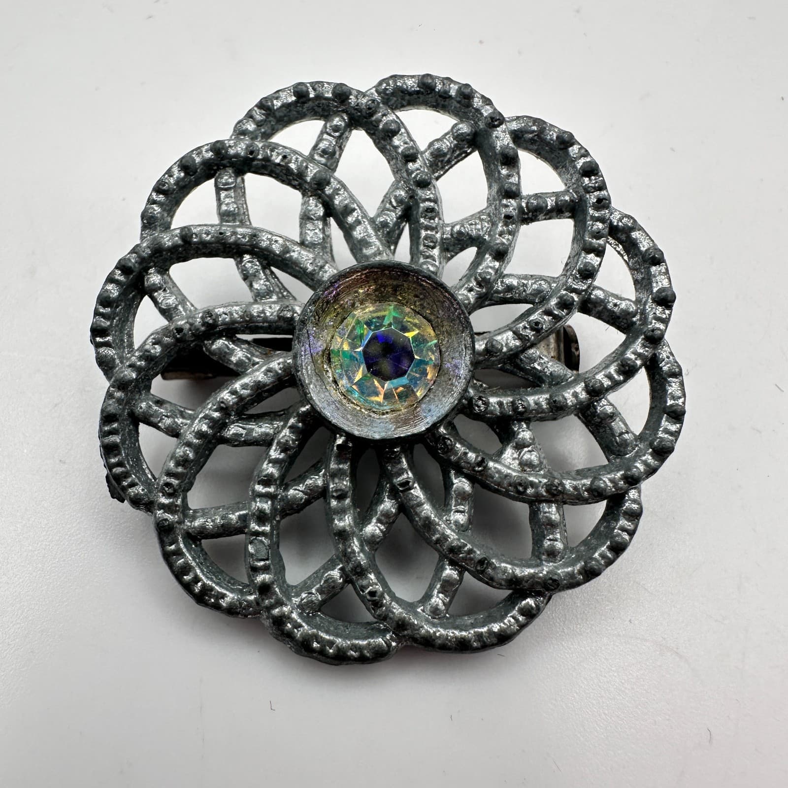 Vintage 90s Silver Tone Openwork Flower Brooch Aurora Borealis Glass Jewelry - Thumbnail 4