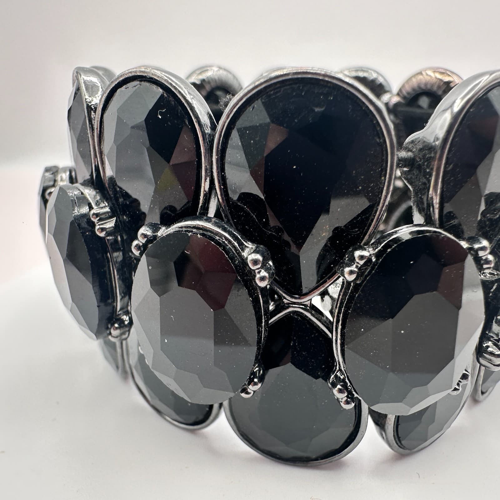 Vintage Y2K Oval & Teardrop Black Rhinestone Wide Cuff Stretch Bracelet Jewelry - Thumbnail 5