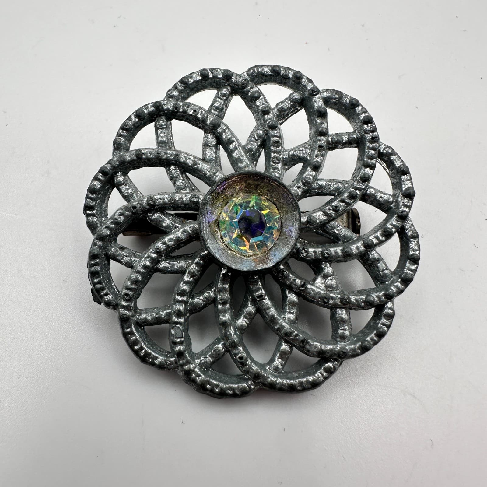 Vintage 90s Silver Tone Openwork Flower Brooch Aurora Borealis Glass Jewelry - Thumbnail 3