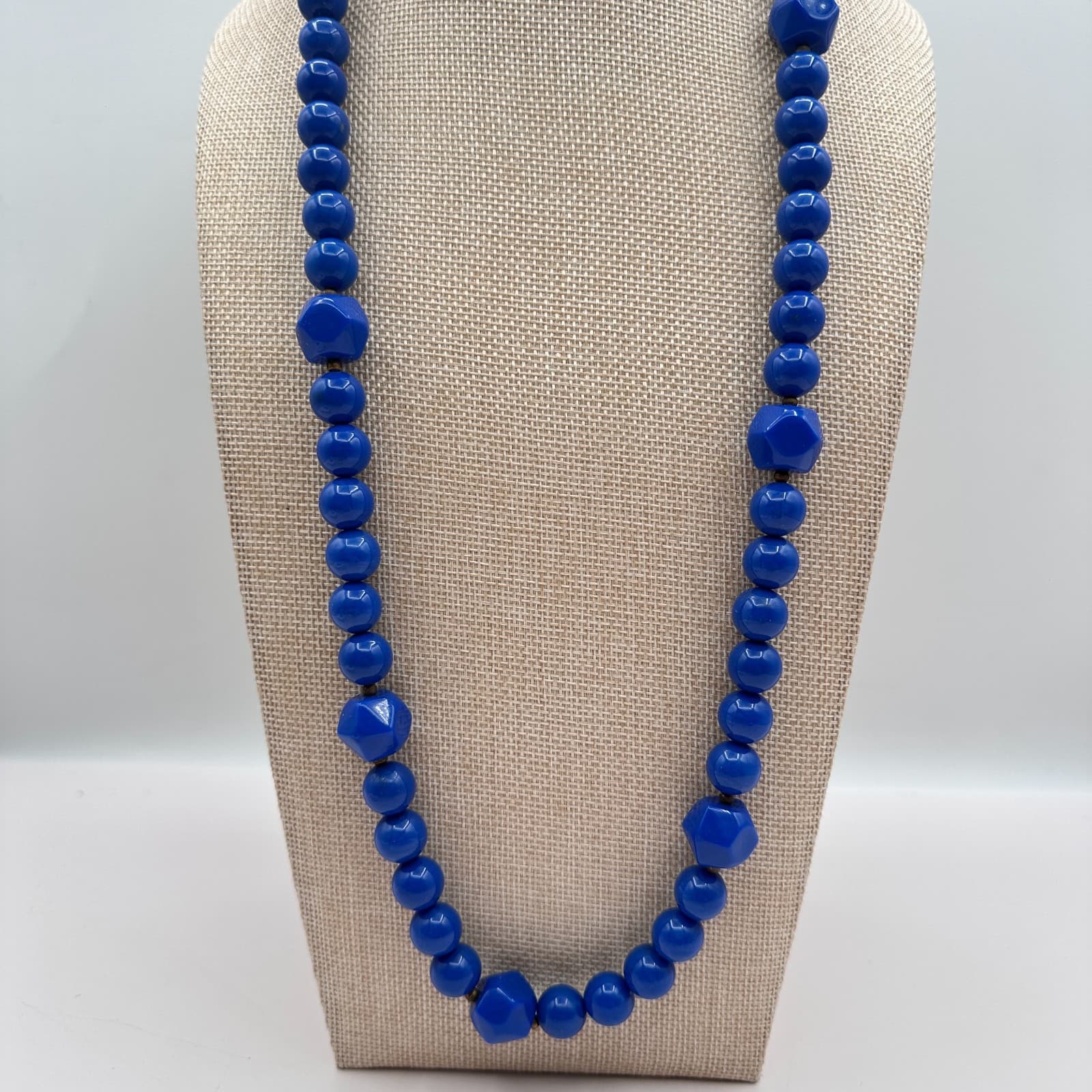 Vintage 80s Blue Resin Bead Necklace & Dangle Earrings Set Boho Fashion Jewelry - Thumbnail 2