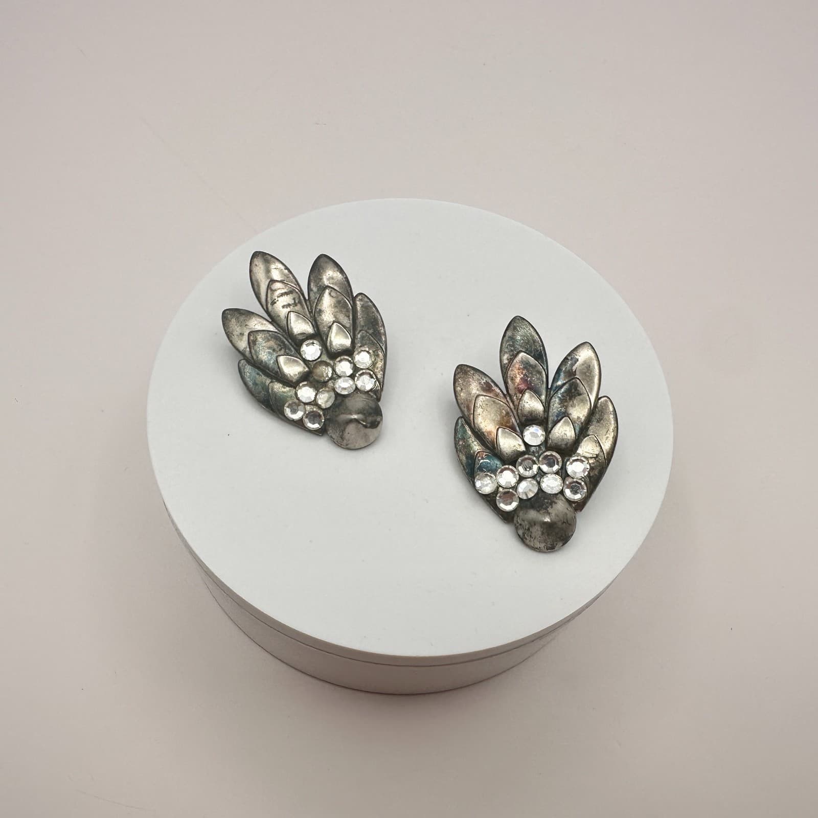 Vintage 80s Silver Tone Clear Glass Earrings Floral Leaf Boho Fashion Jewelry - Thumbnail 3