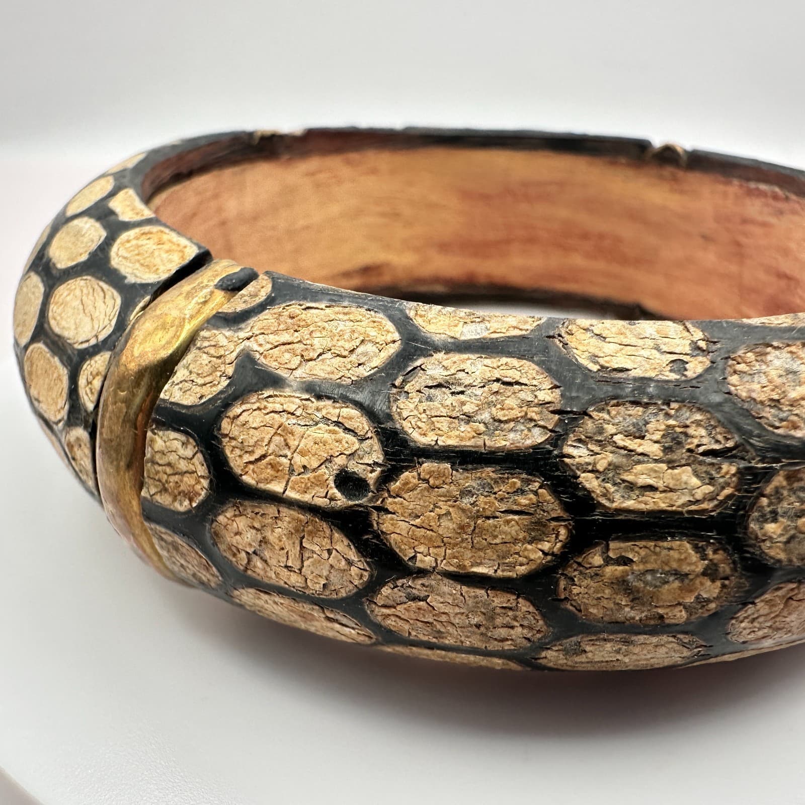 Vintage 90s Y2K Boho Chunky Wooden Bangle Snake Skin Pattern Statement Jewelry - Thumbnail 4