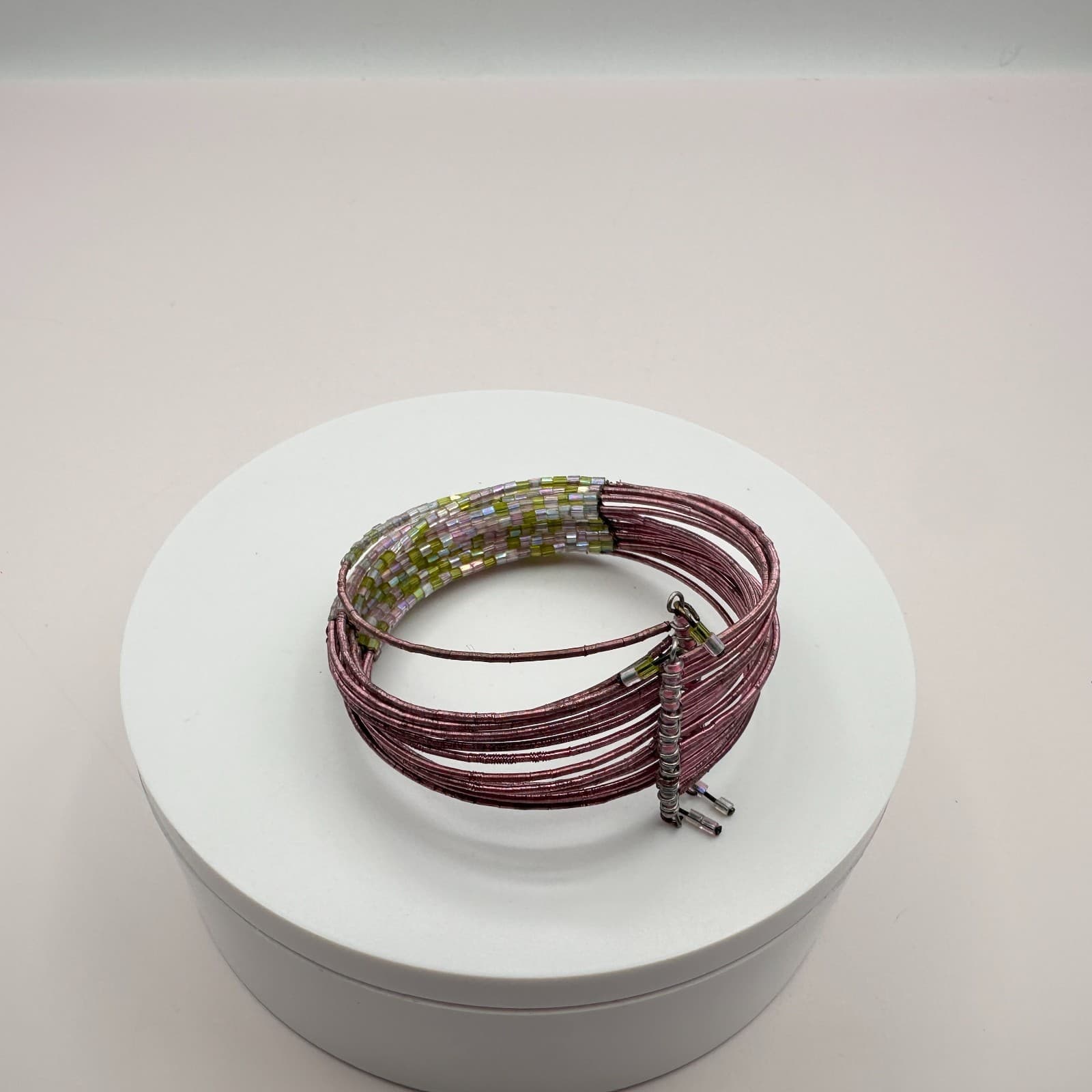 Vintage Y2K Multi-Strand Memory Wire Cuff Bracelet Beaded Boho Statement Jewelry - Thumbnail 6