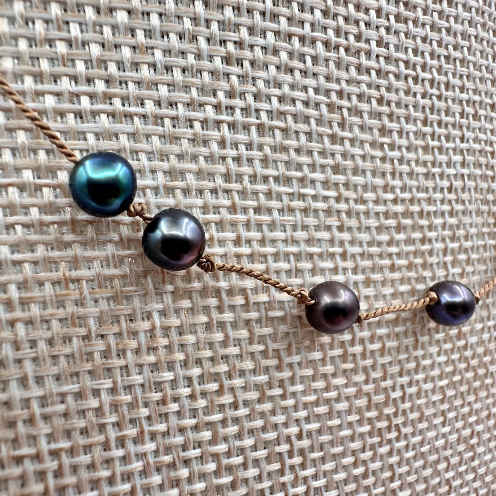 Vintage 90s Black Pearl Glass Bead Necklace Set Duo Floral Pendant Boho Jewelry - Thumbnail 5