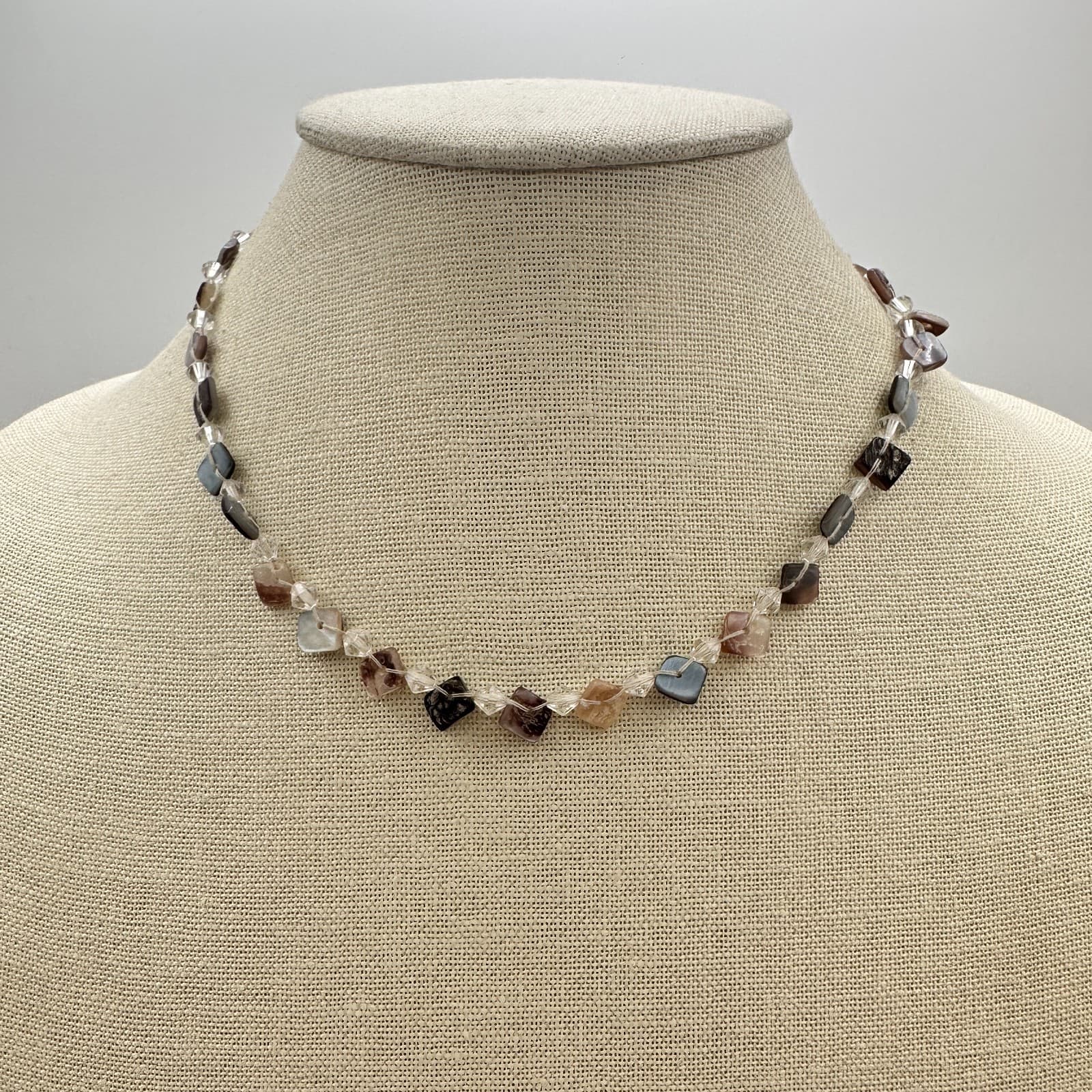 Vintage 90s Square Tile Shell Glass Beaded Choker Necklace Silver Tone Jewelry - Thumbnail 5