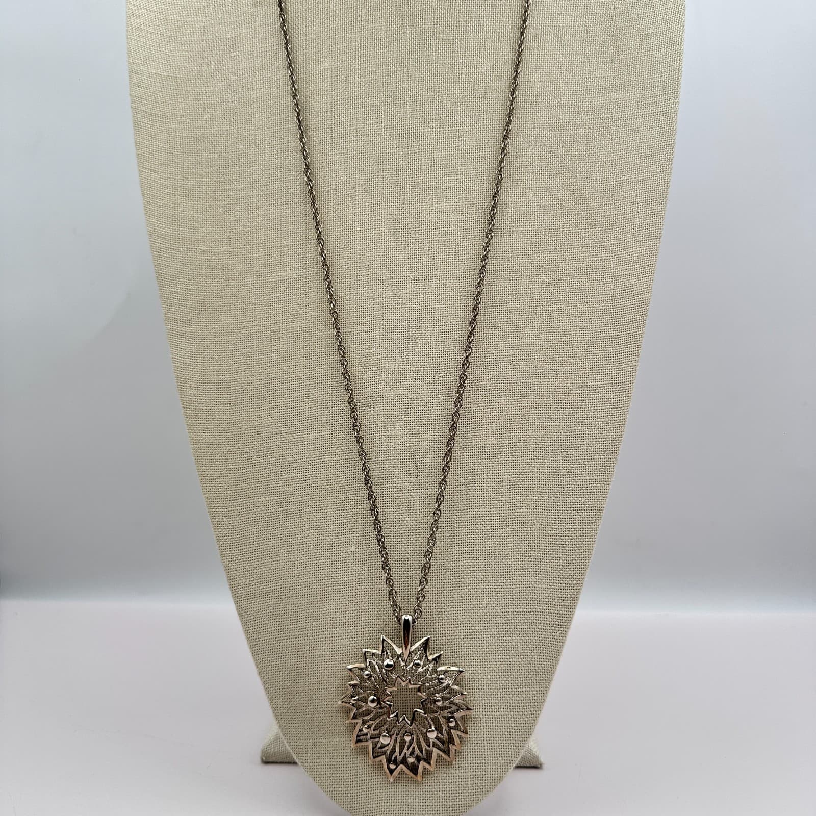 Vintage 90s Silver Tone Rope Chain Sunburst Pendant Necklace Women's Jewelry - Thumbnail 4