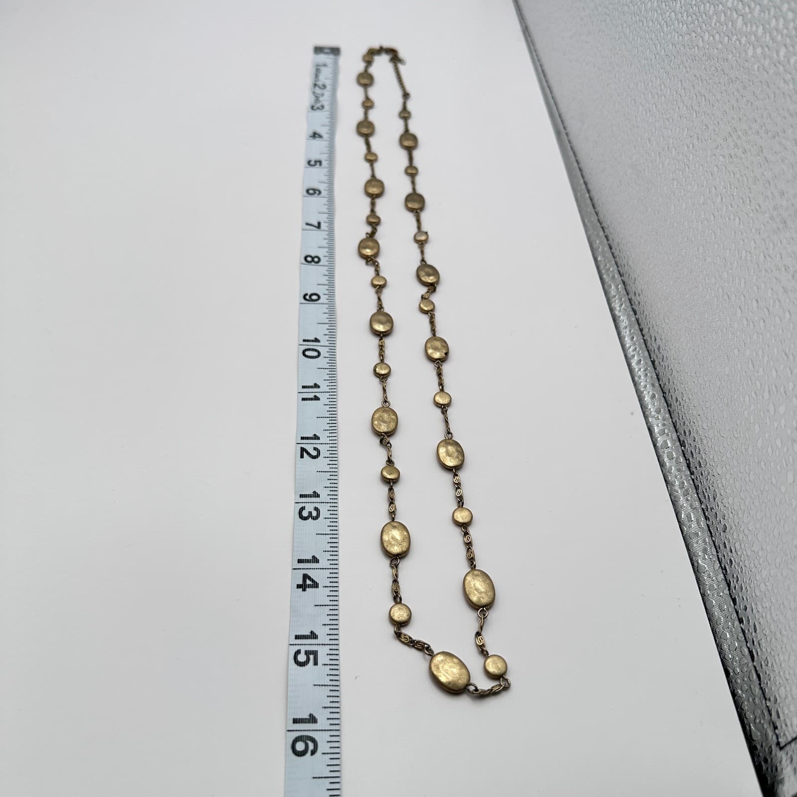 Vintage 90s Lia Sophia Gold Tone Hammered Pebble Station Chain Necklace Jewelry - Thumbnail 8