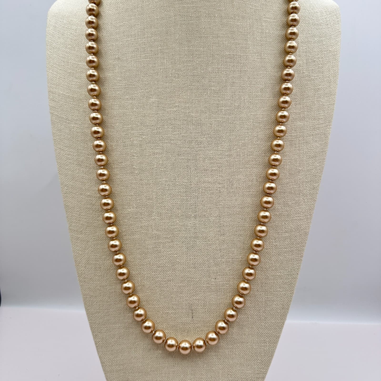 Vintage 90s Gold Tone Faux Pearl Beaded Necklace Women's Classic Fashion Jewelry - Thumbnail 3