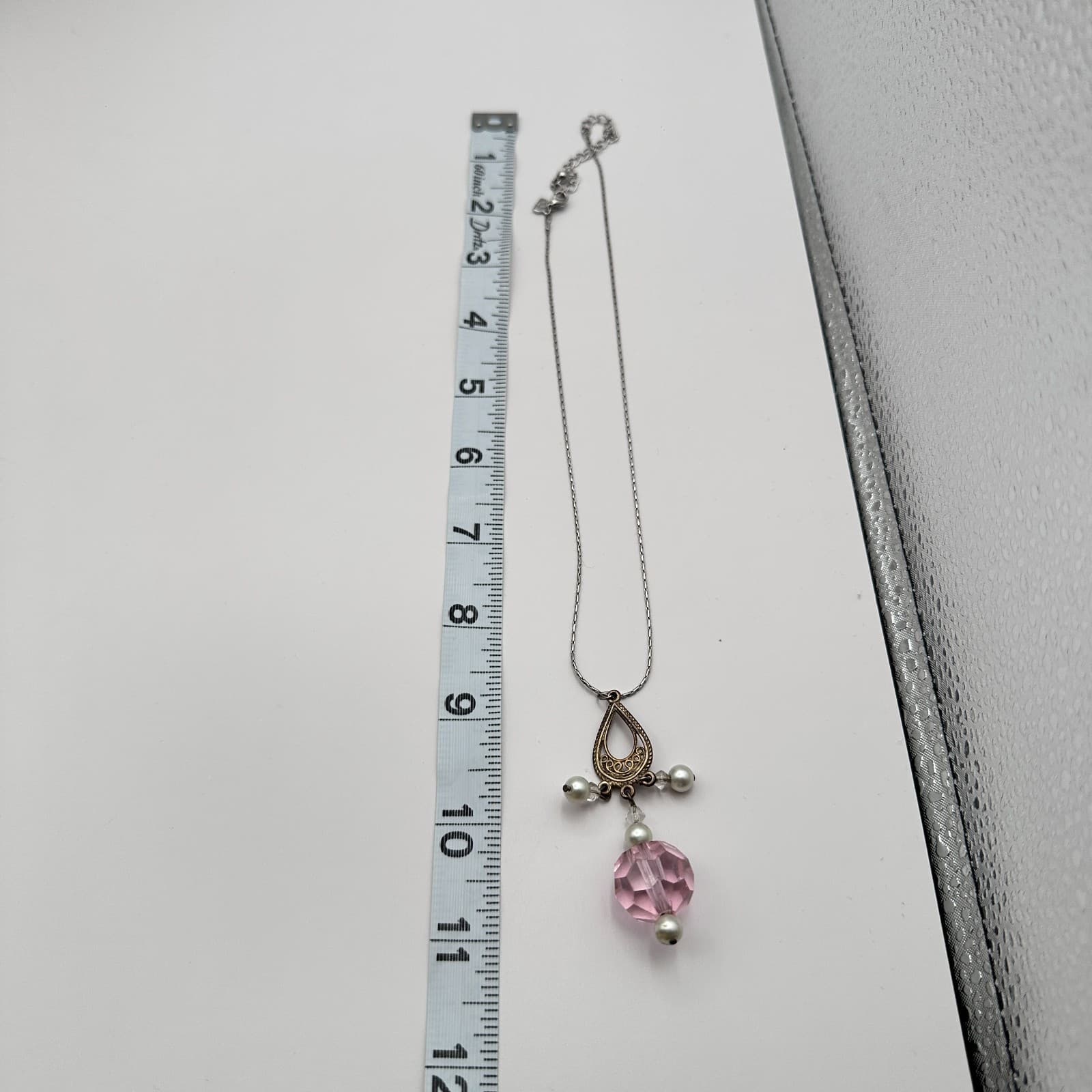 Vintage 90s Silver Tone Faux Pearl Pink Glass Teardrop Pendant Necklace Jewelry - Thumbnail 6