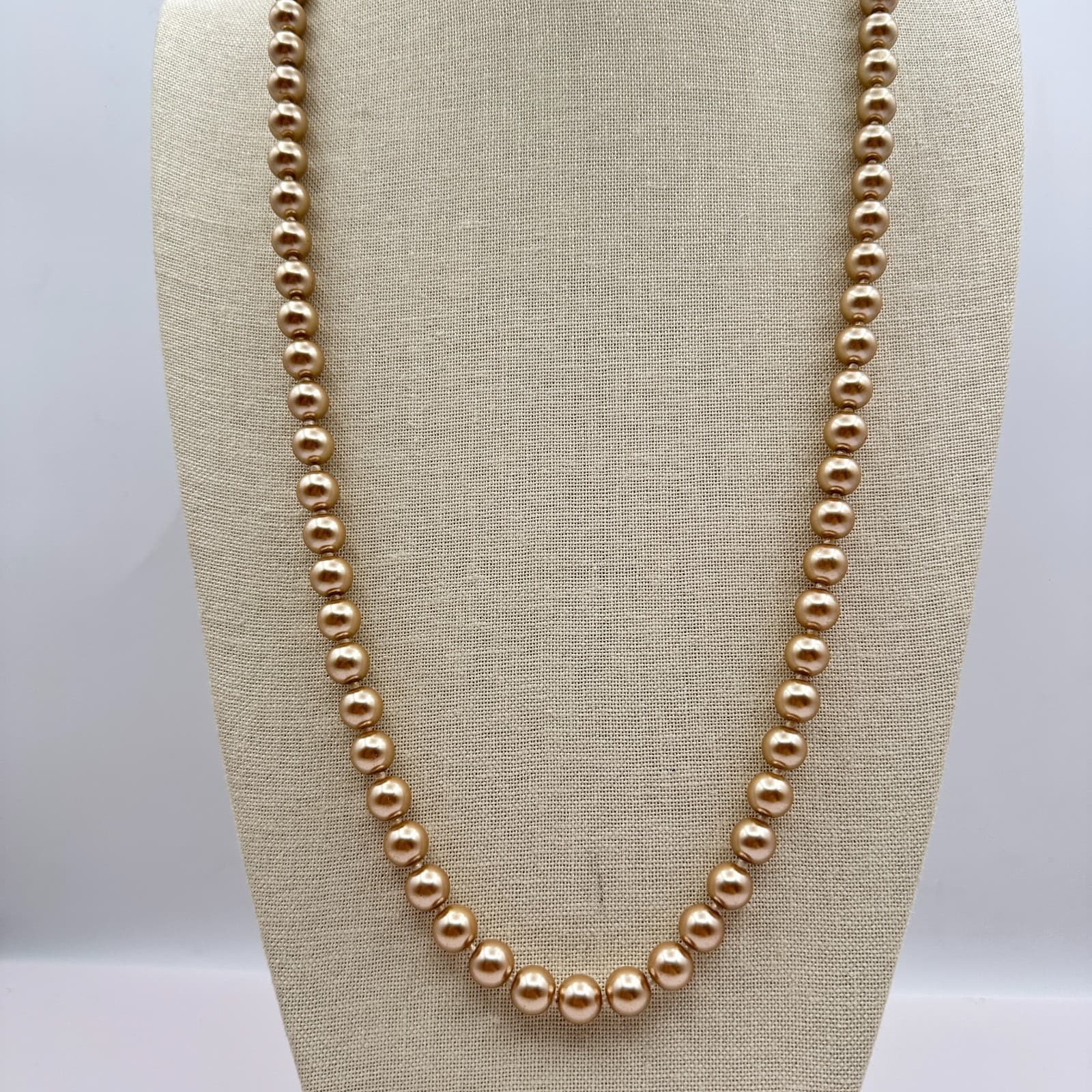 Vintage 90s Gold Tone Faux Pearl Beaded Necklace Women's Classic Fashion Jewelry - Thumbnail 4