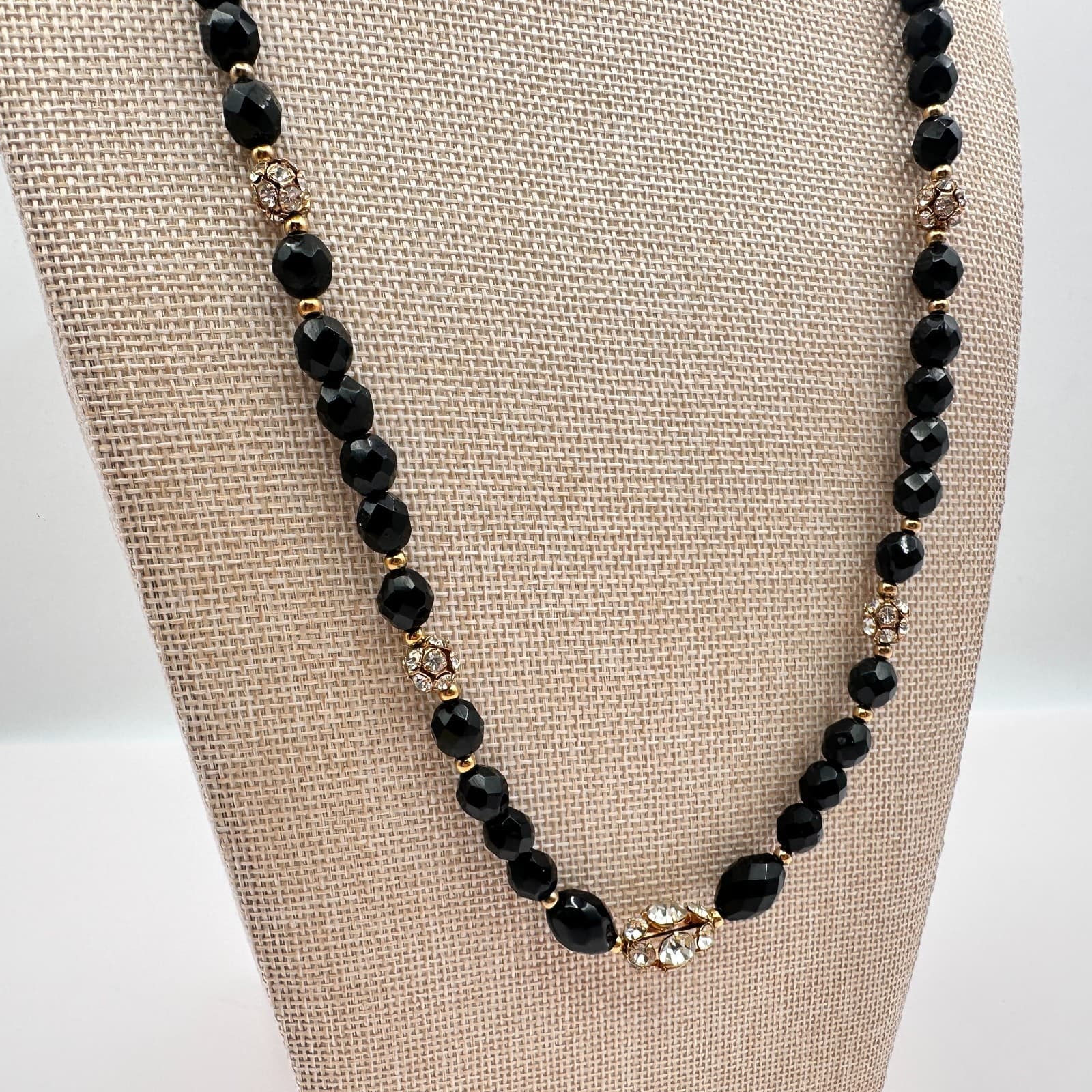 Vintage 80s Black Bead Necklace Gold Tone Clear Glass Accents Fashion Jewelry - Thumbnail 7