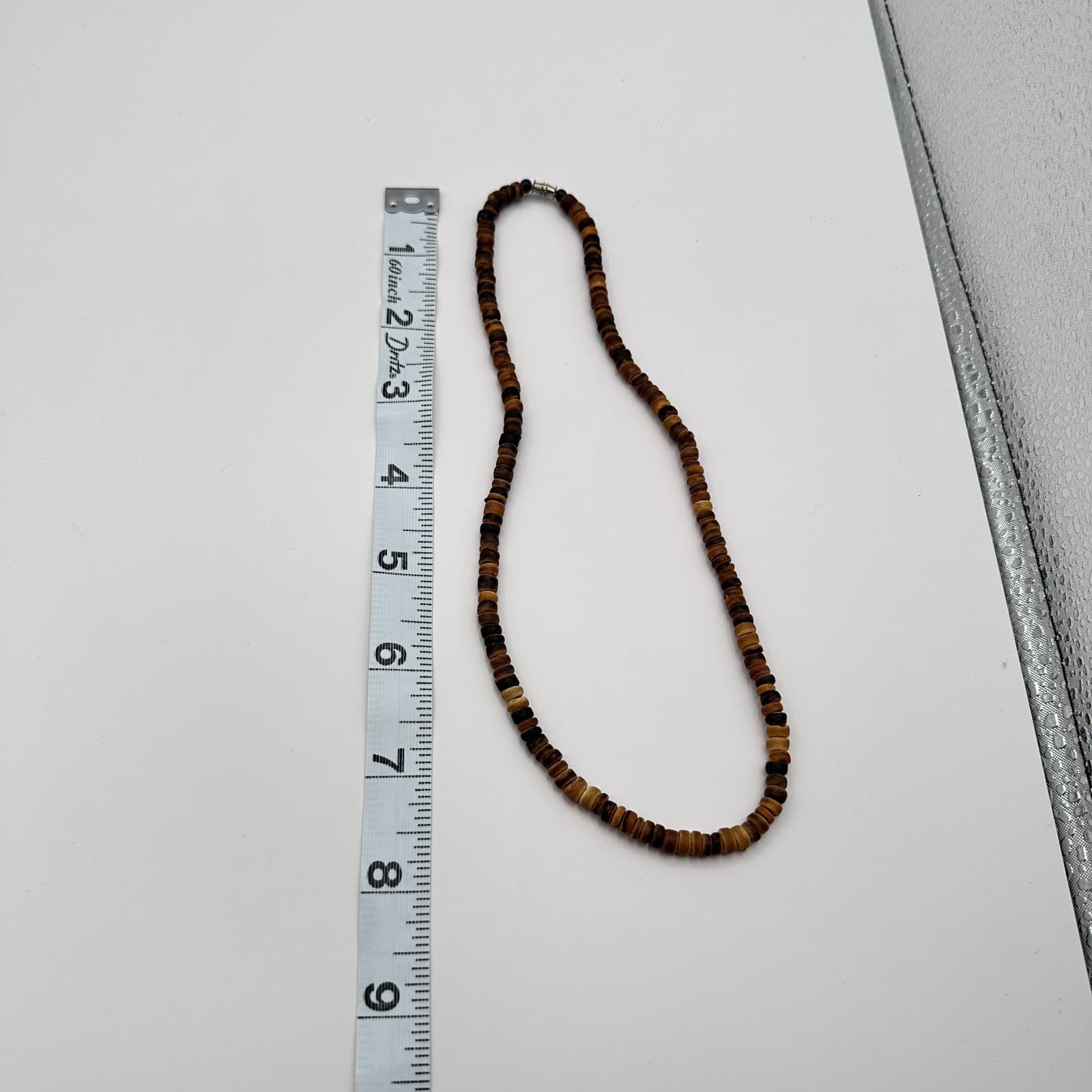 Vintage 90s Wooden Heishe Beaded Necklace Women's Minimalist Retro Jewelry - Thumbnail 7