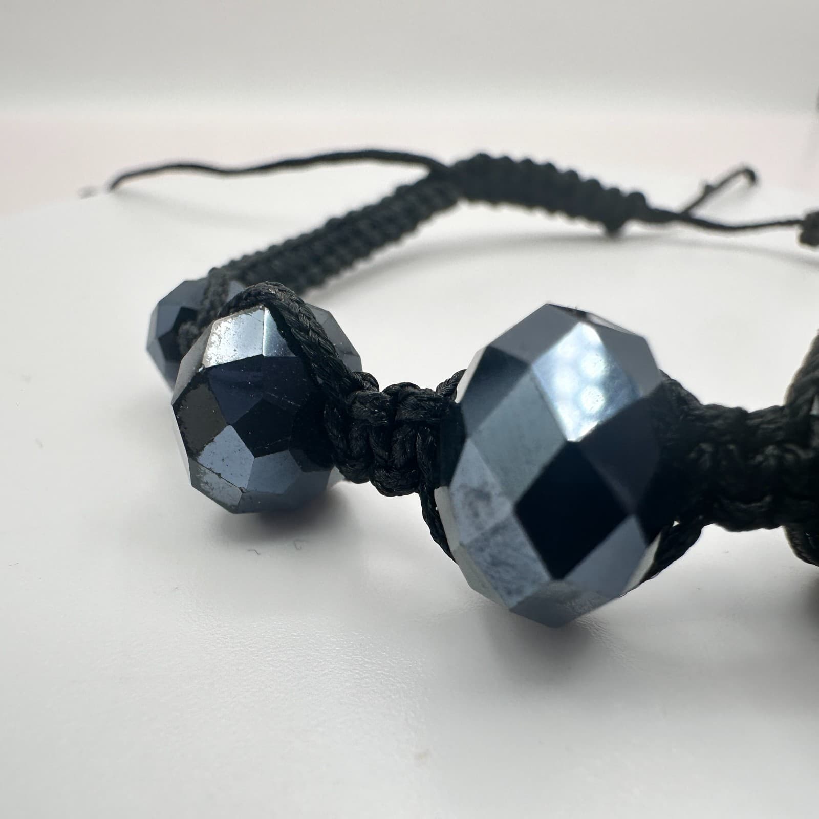 Vintage 90s Black Glass Beaded Macrame Bracelet Boho Classic Fashion Jewelry - Thumbnail 5