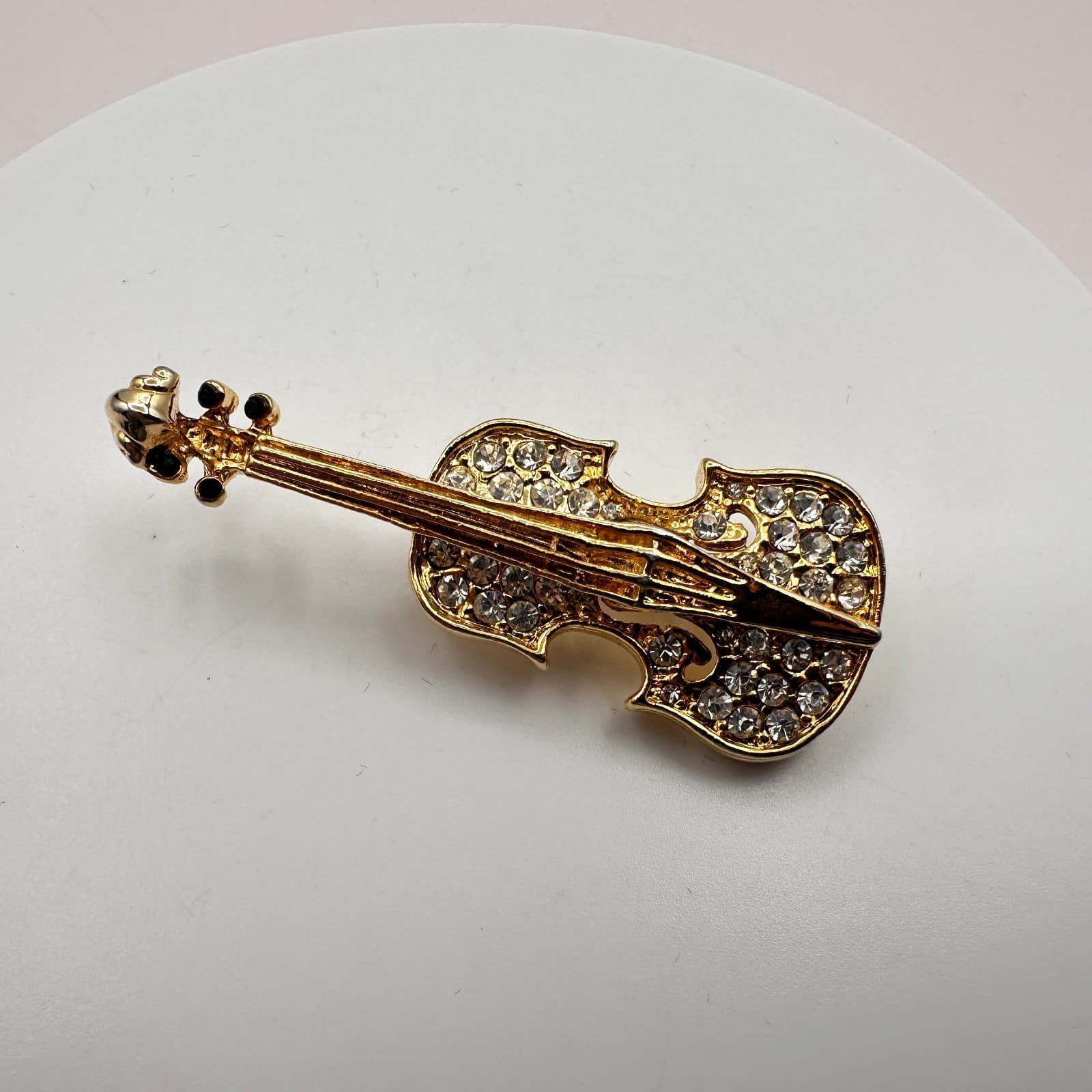 Vintage 90s Gold Tone Pave Clear Rhinestone Violin Musical Brooch Pin Jewelry - Thumbnail 2