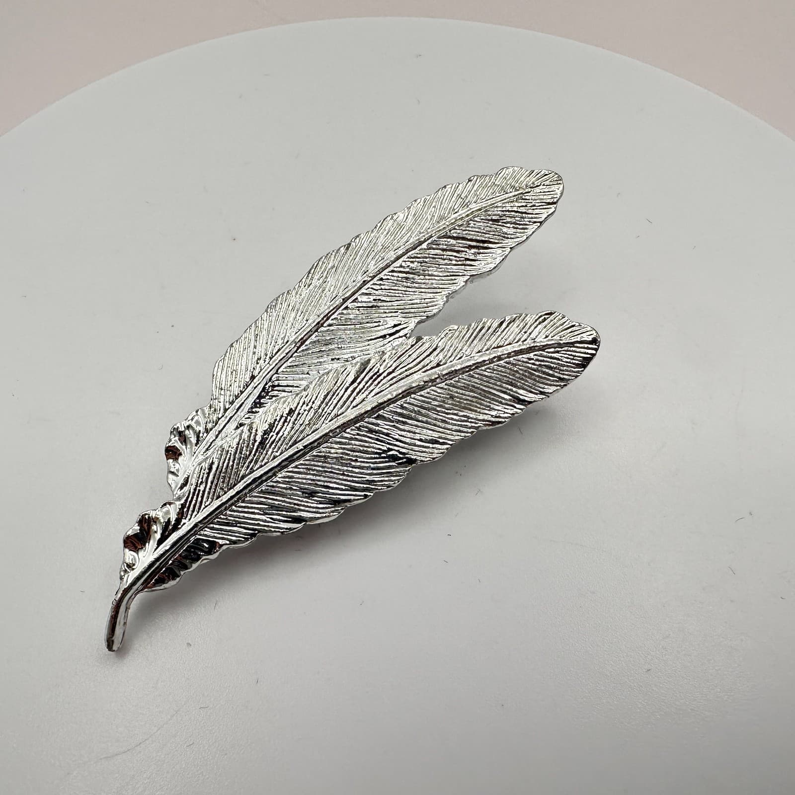 Vintage 90s Silver Tone Double Feather Plume Quill Leaf Brooch Pin Retro Jewelry - Thumbnail 4