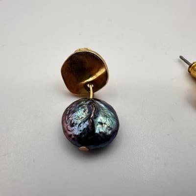 Vintage 80s Gold Tone Peacock Black Baroque Coin Pearl Drop Earrings Jewelry - Thumbnail 5