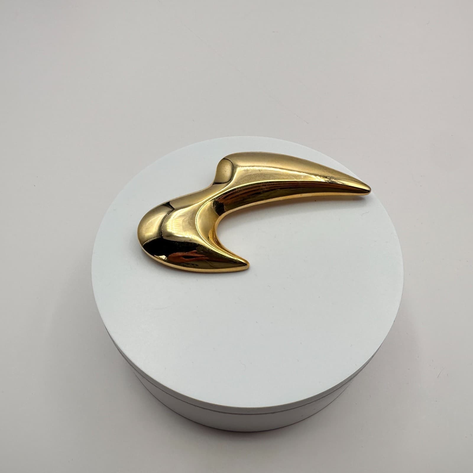 Vintage 90s Park lane Gold Tone Sculptural Biomorphic Brooch Pin Retro Jewelry - Thumbnail 5