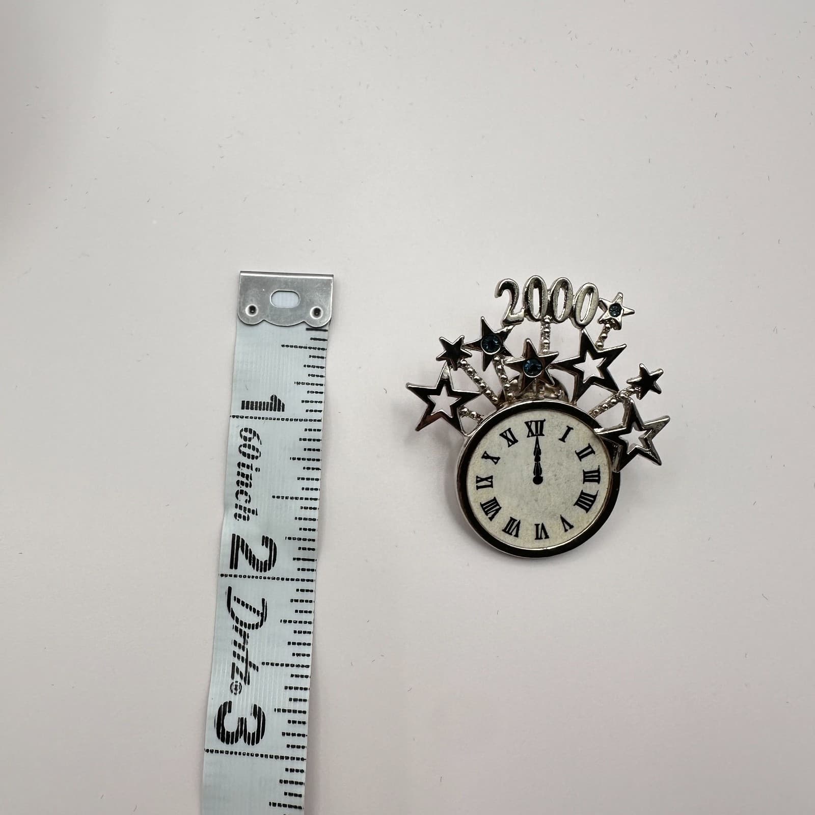 Vintage 90s 2000 Millennium Clock Pin Brooch Silver Tone Shooting Star Jewelry - Thumbnail 6
