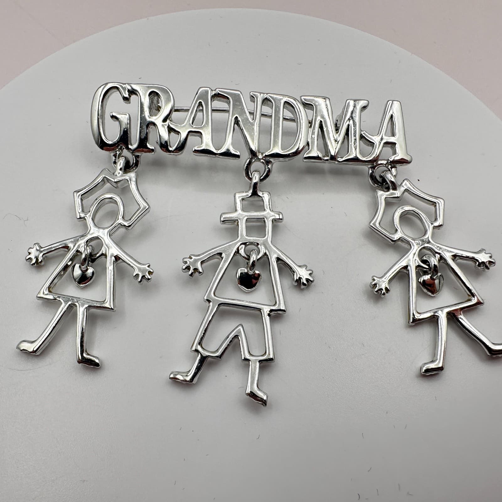 Vintage 90s Silver Tone Grandma Brooch 3 Dangling Kids Dangle Heart Pin Jewelry - Thumbnail 6