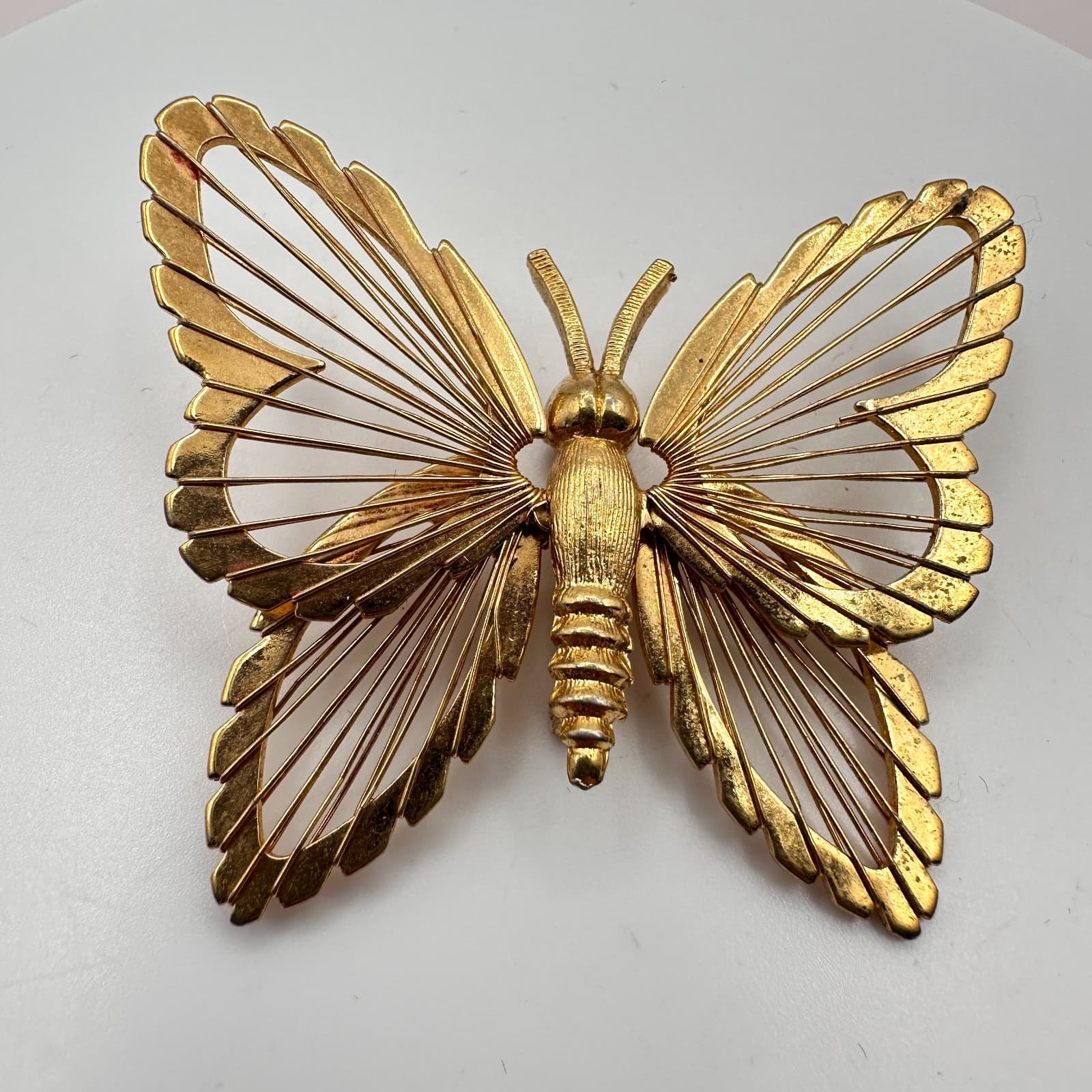Vintage 80s Gold Tone Wire Mesh Wing Butterfly Brooch Statement Pin Jewelry - Thumbnail 5
