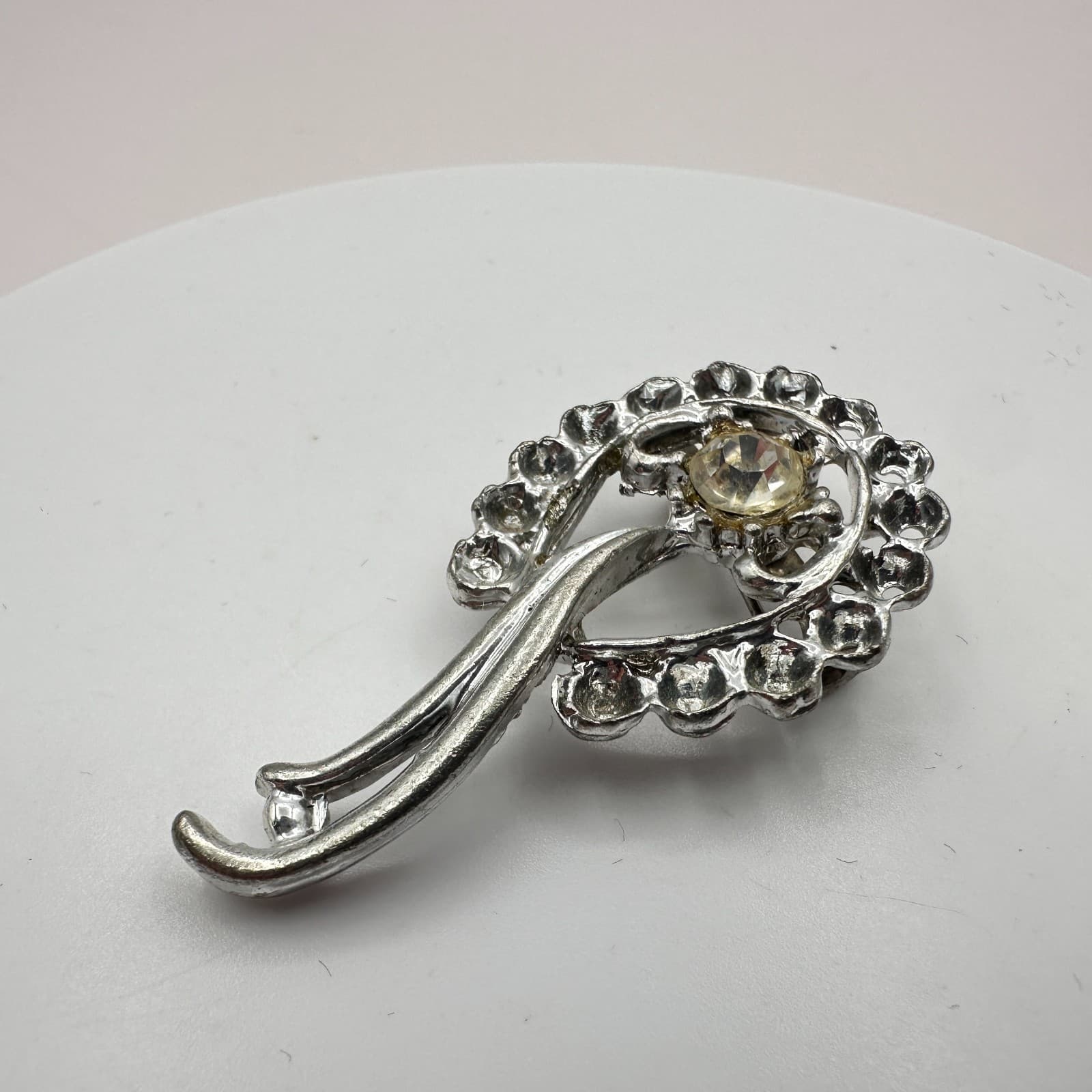 Vintage 80s Silver Tone Cascading Floral Bouquet Burst Rhinestone Brooch Jewelry - Thumbnail 4