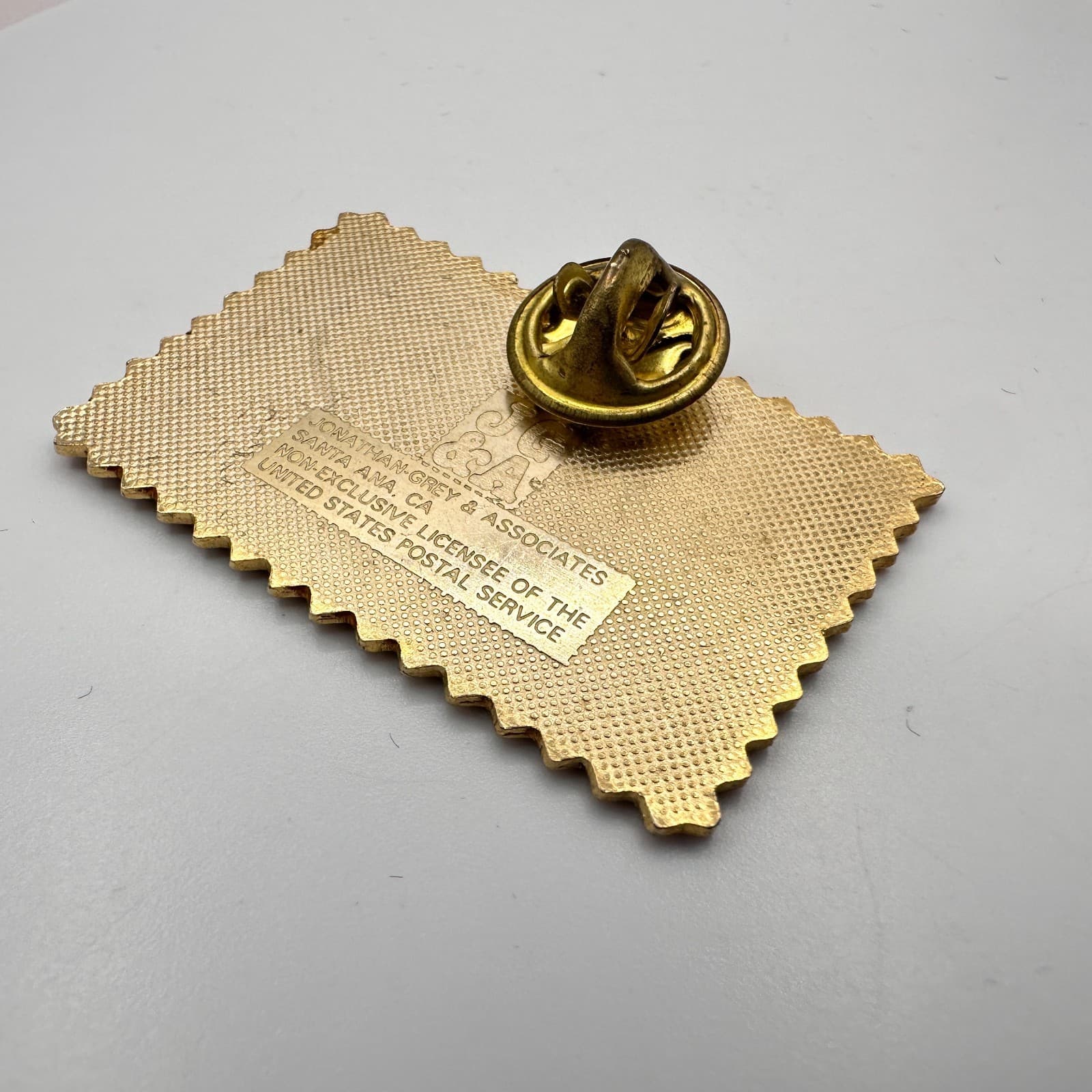 VTG 1985 Veterans World War I USA 22 Stamp Pin Gold Tone USPS Licensed Military - Thumbnail 5