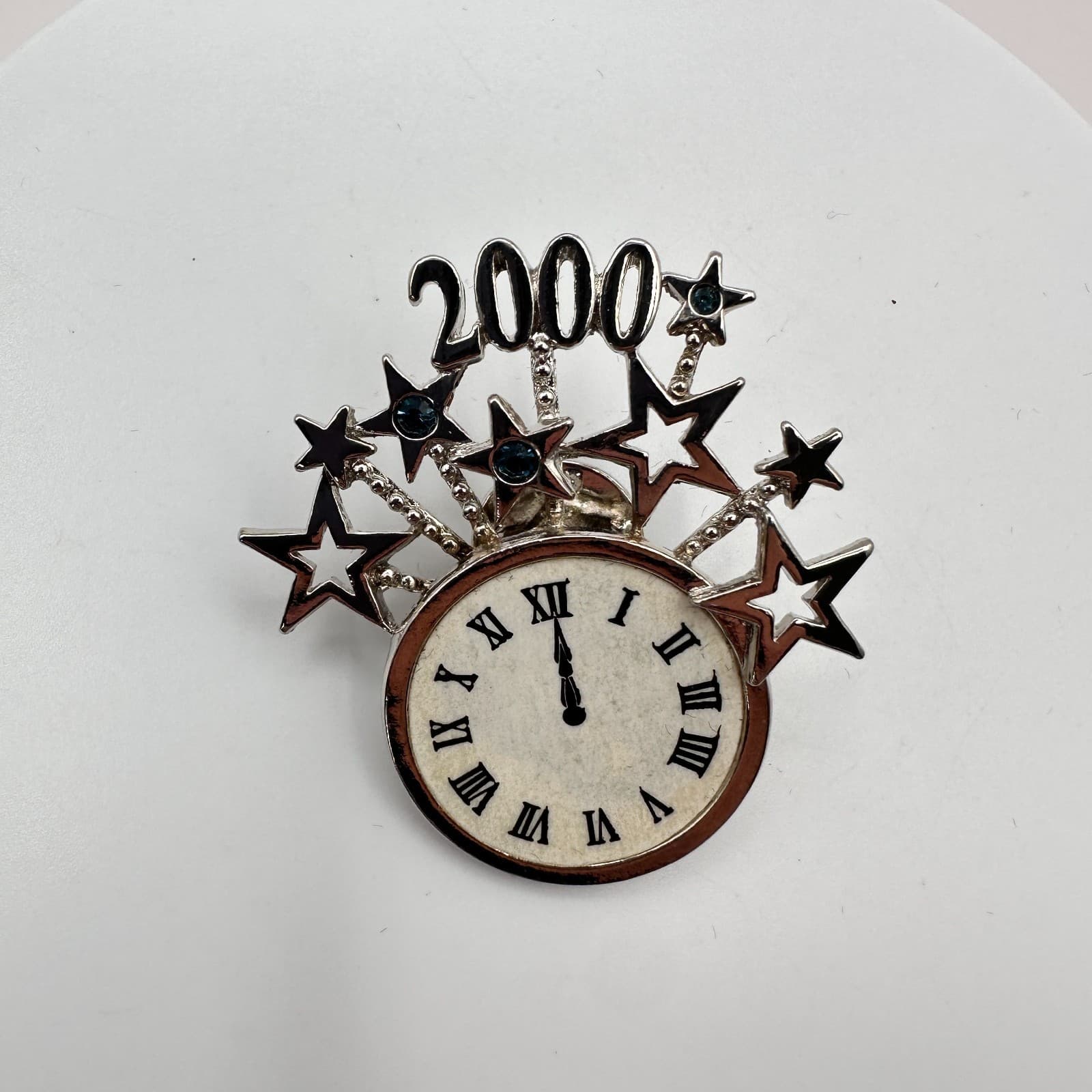 Vintage 90s 2000 Millennium Clock Pin Brooch Silver Tone Shooting Star Jewelry - Thumbnail 2