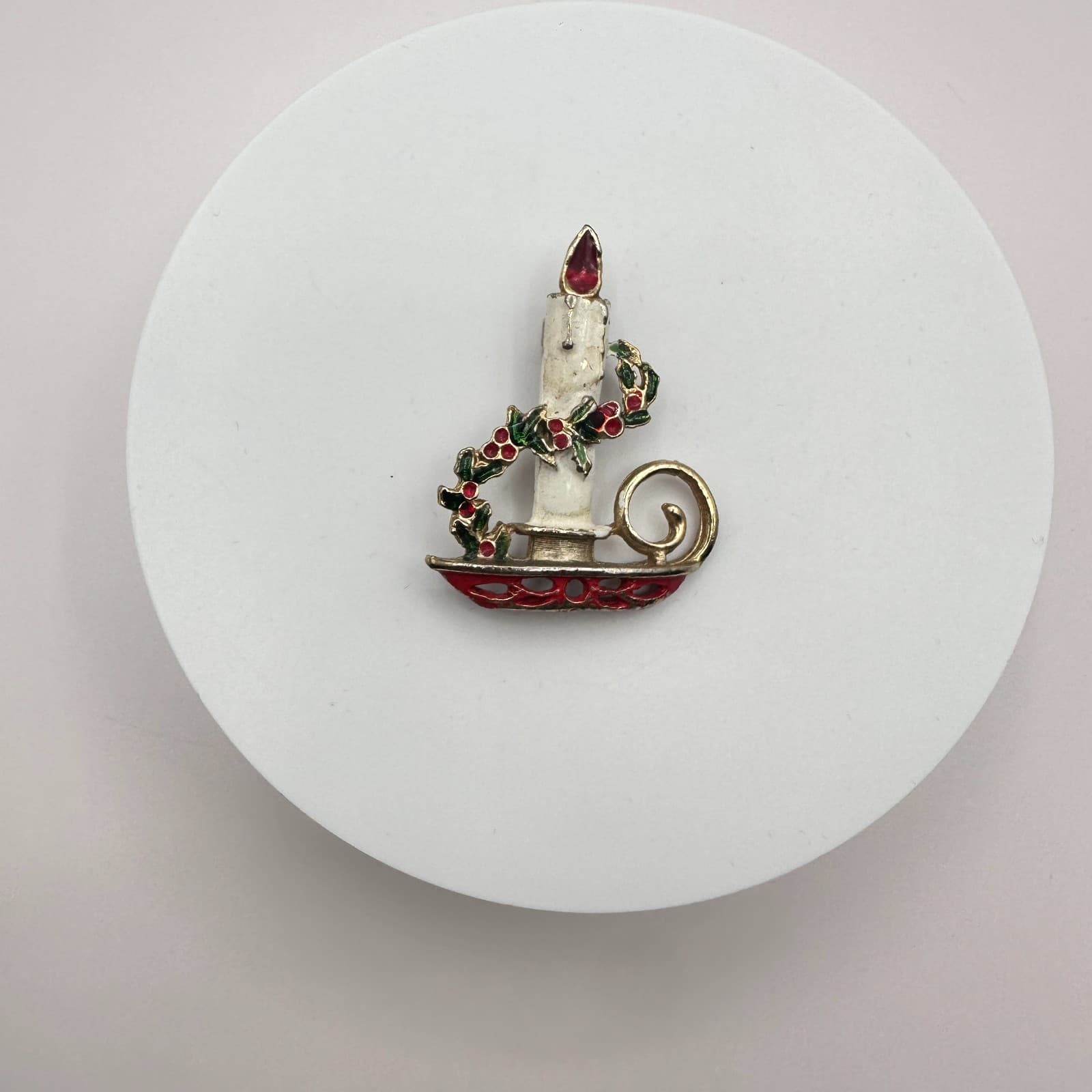Vintage 90s Christmas Candle Brooch Pin Gold Tone Enamel Women's Classic Jewelry - Thumbnail 2