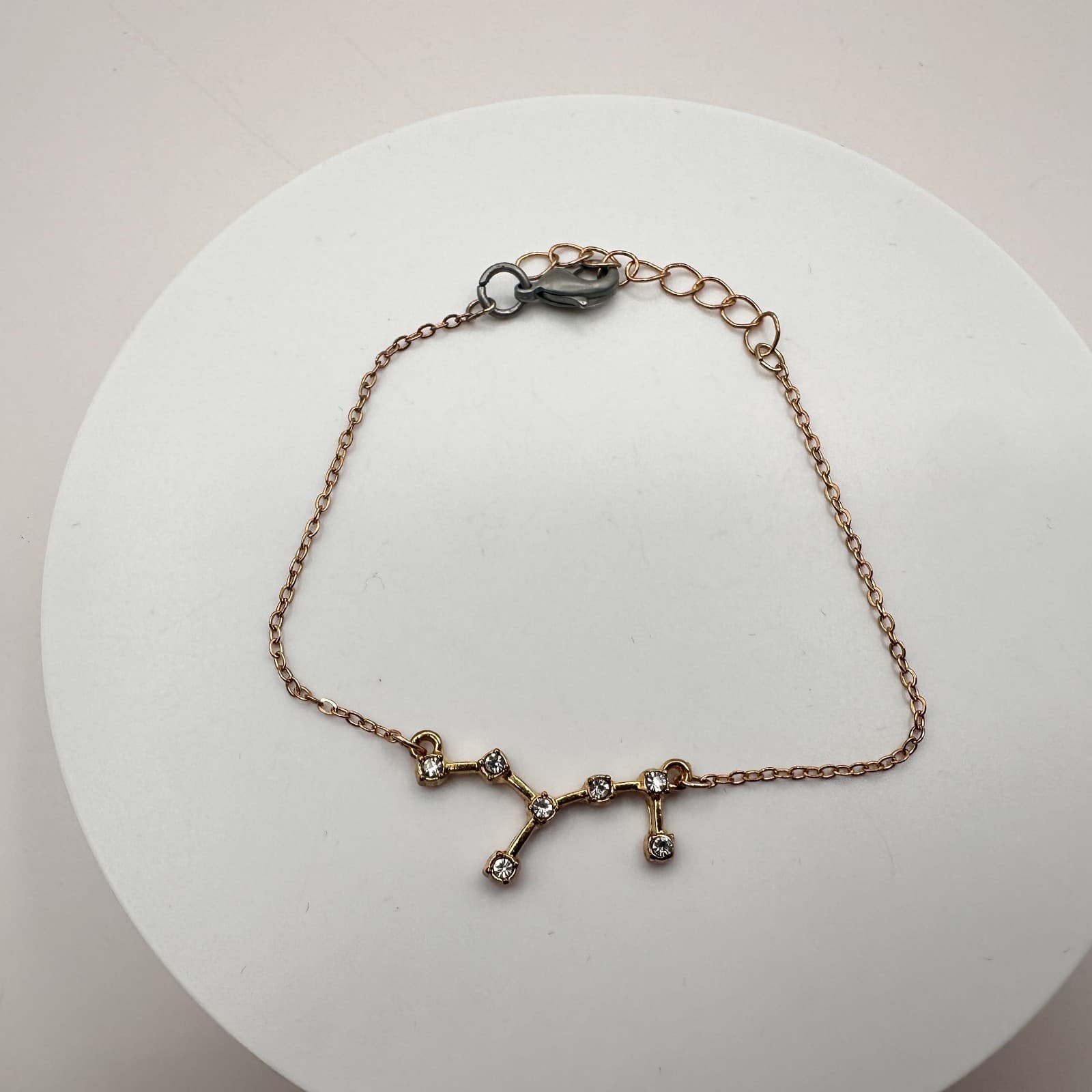 Vintage 90s Gold Tone Virgo Zodiac Constellation Bracelet Clear Glass Jewelry - Thumbnail 2