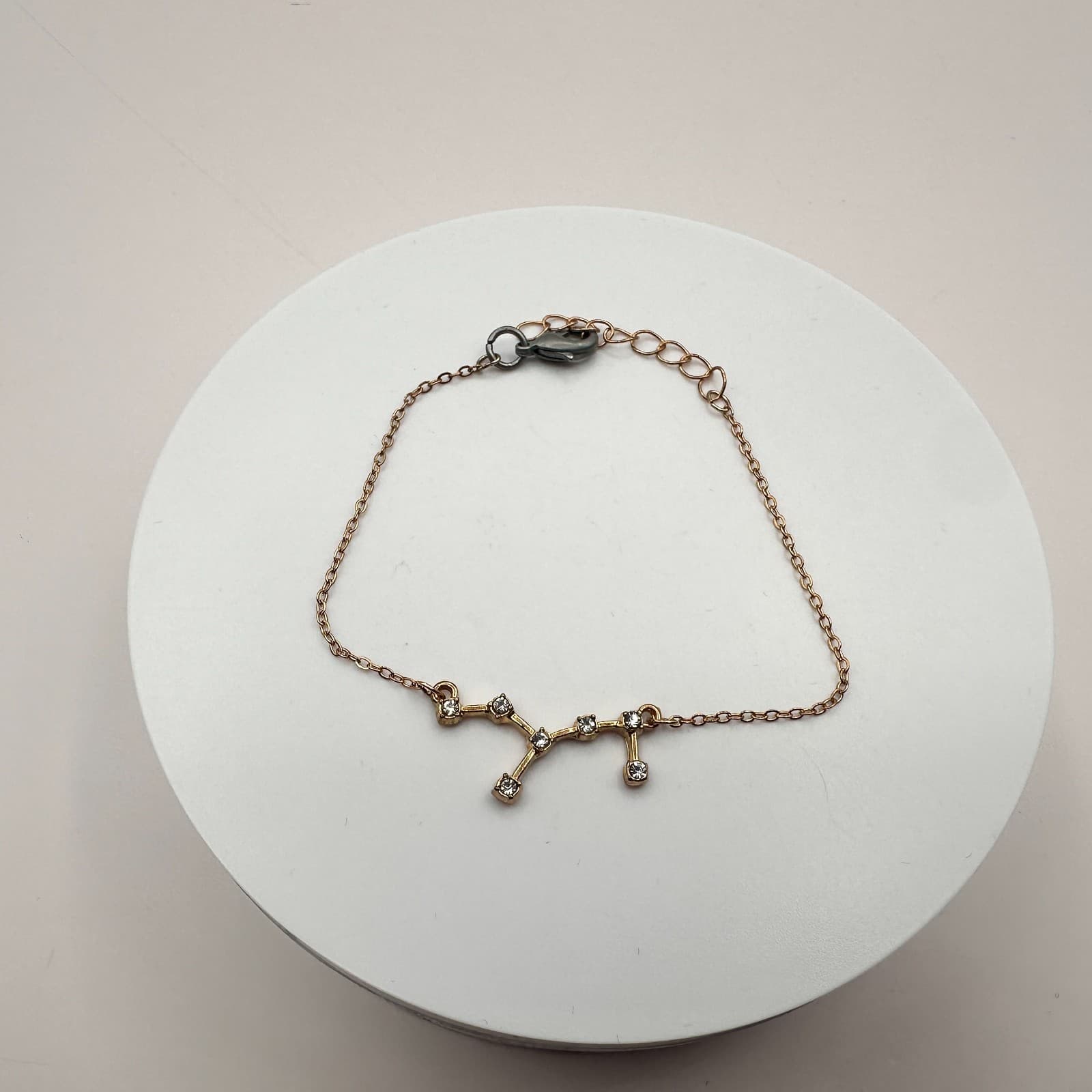 Vintage 90s Gold Tone Virgo Zodiac Constellation Bracelet Clear Glass Jewelry - Thumbnail 6