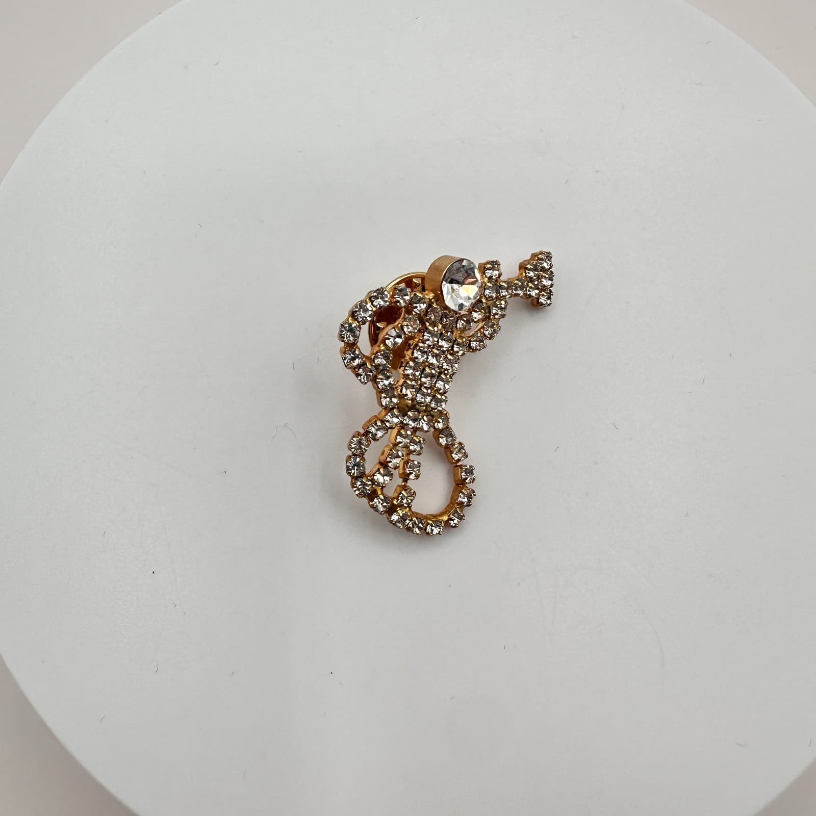 Vintage 80s 90s Gold Tone Angel Playing Trumpet Brooch Pin Clear Glass Jewelry - Thumbnail 3