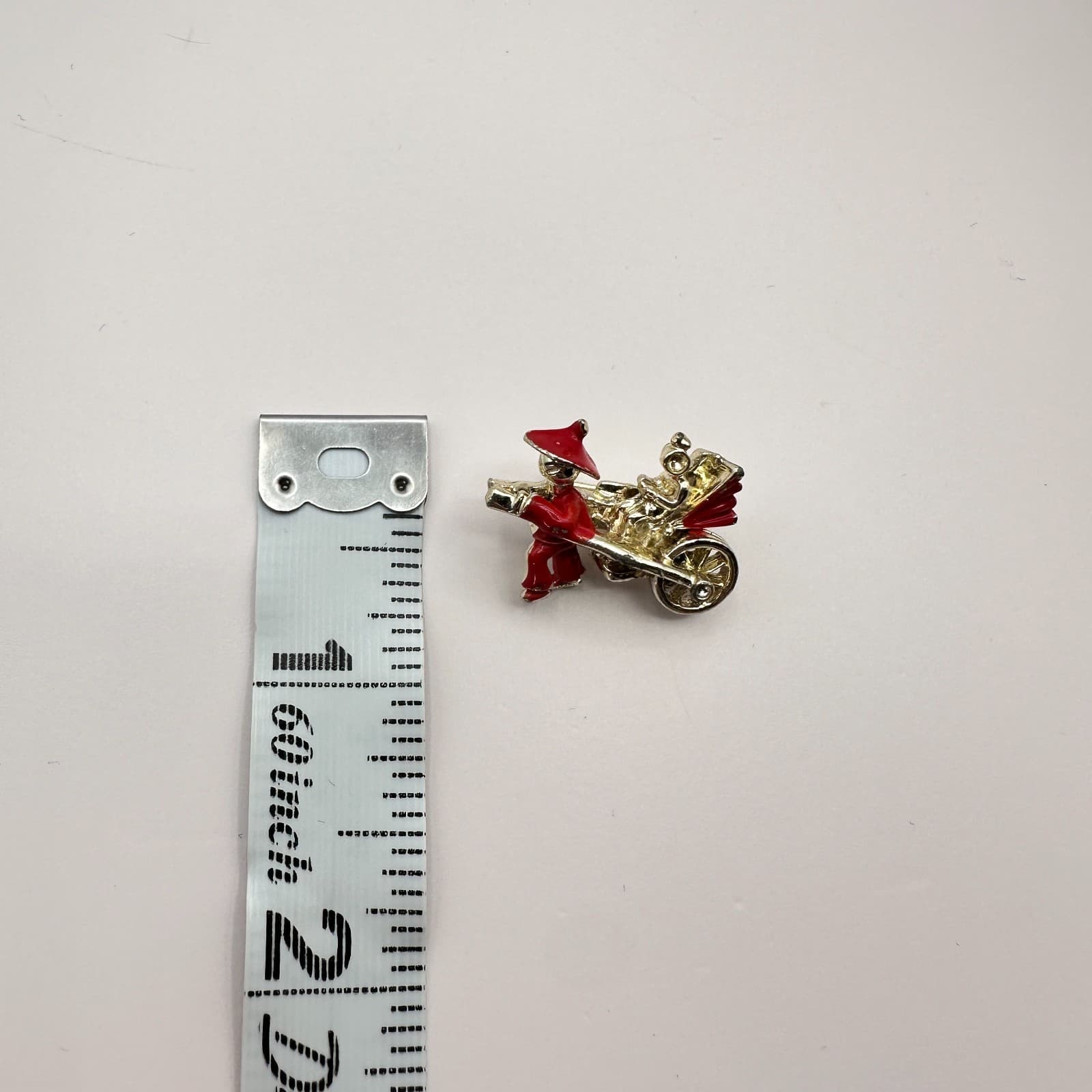 Vintage 90s Gold Tone Red Enamel Rickshaw Brooch Pin Women's Classic Jewelry - Thumbnail 7