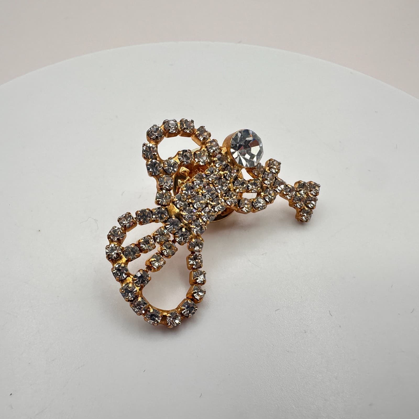 Vintage 80s 90s Gold Tone Angel Playing Trumpet Brooch Pin Clear Glass Jewelry - Thumbnail 5
