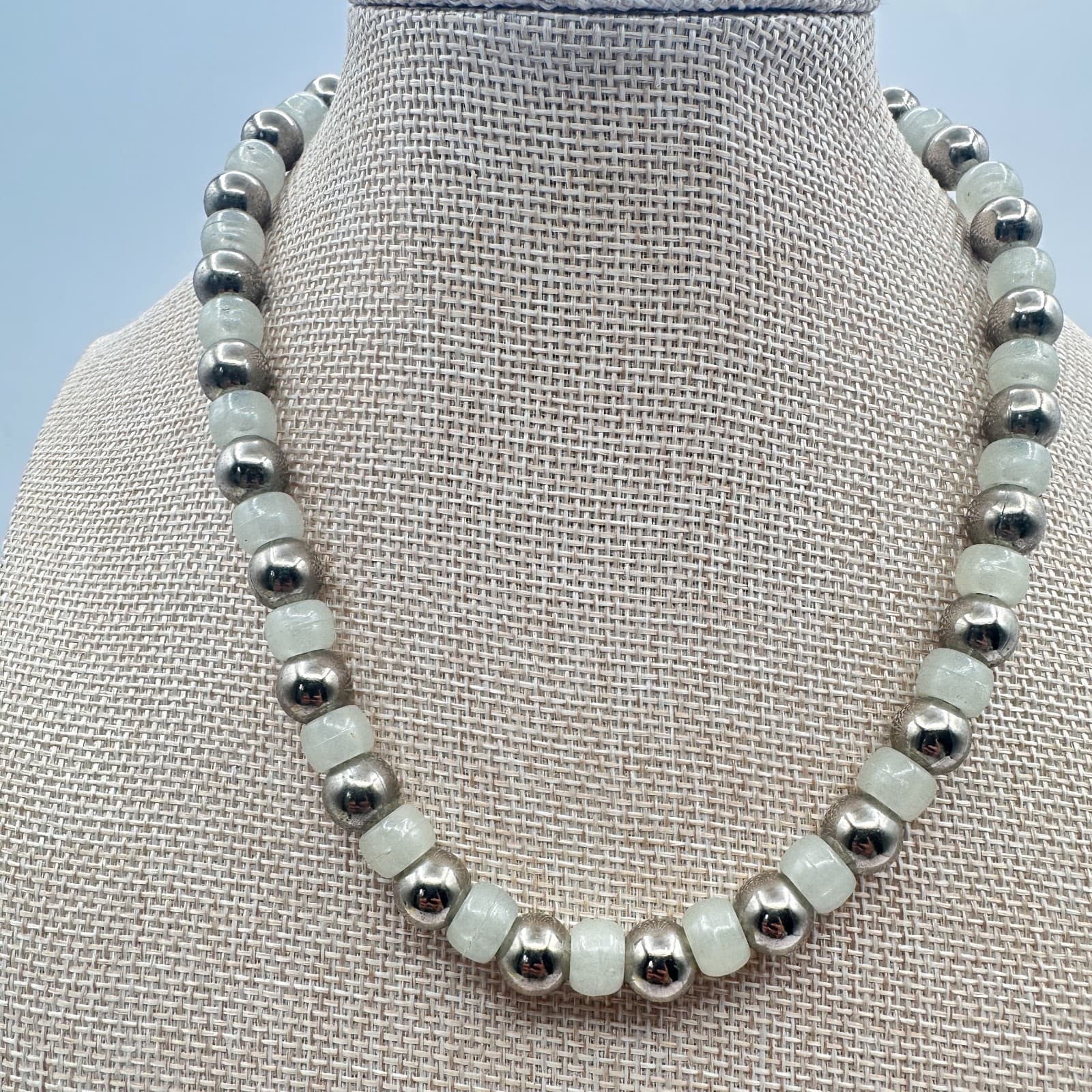 Vintage 90s Silver Tone Sage Green Glass Bead Necklace Choker Minimalist Jewelry - Thumbnail 7