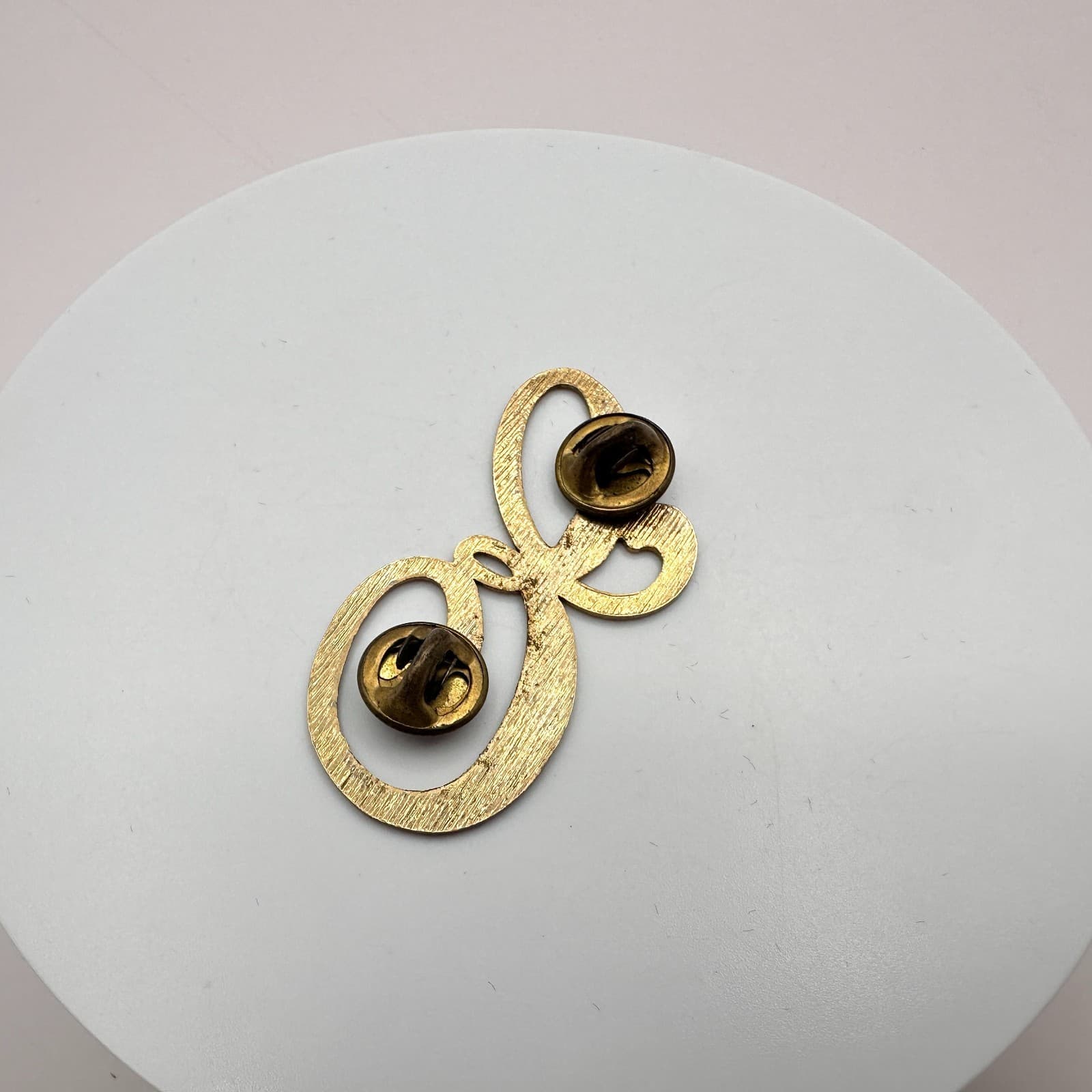 Vintage 80s 90s Gold Tone Script Letter E Initial Brooch Pin Textured Monogram - Thumbnail 7