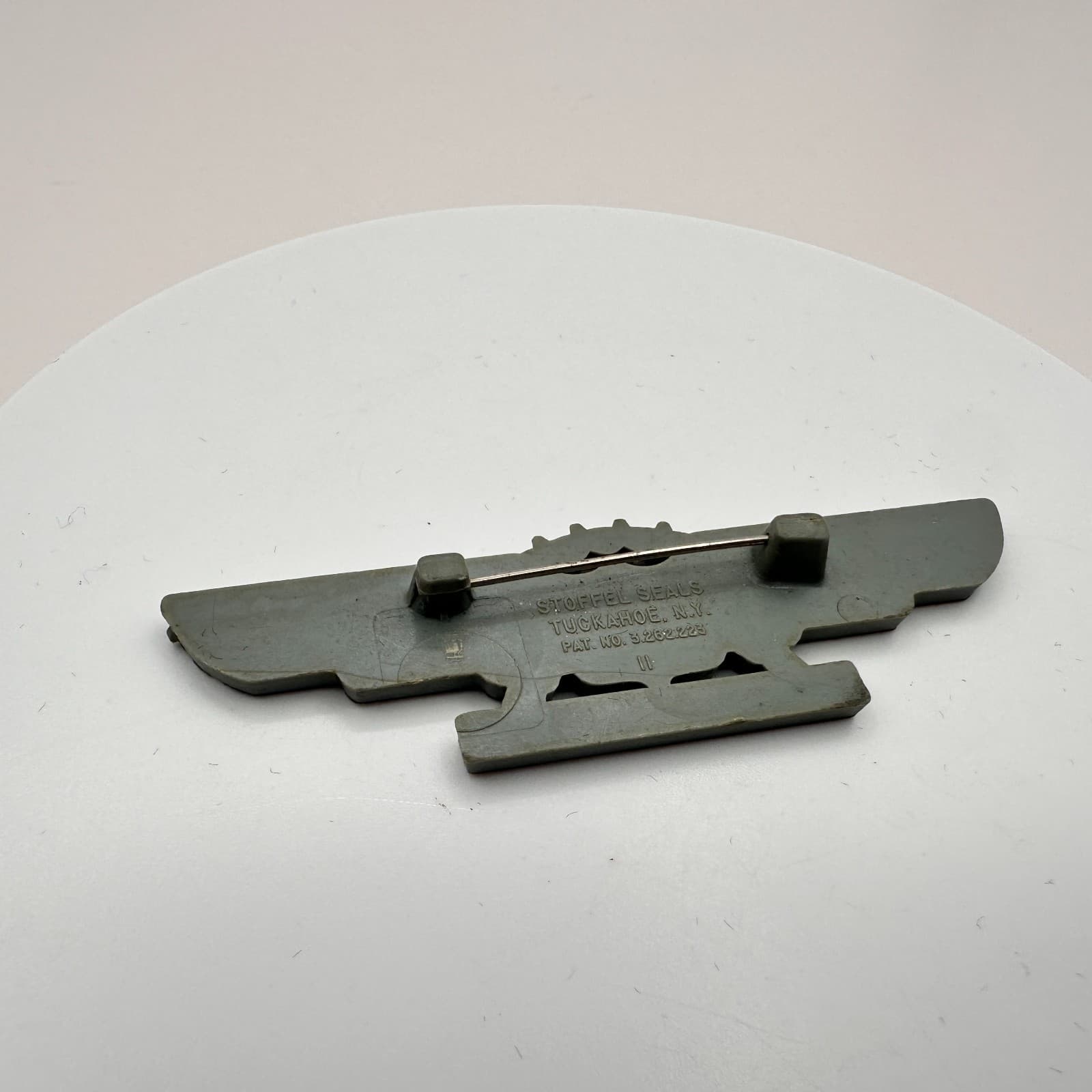 Vintage 90s Silver Tone United Airlines Future Pilot Brooch Pin Wings Jewelry - Thumbnail 5
