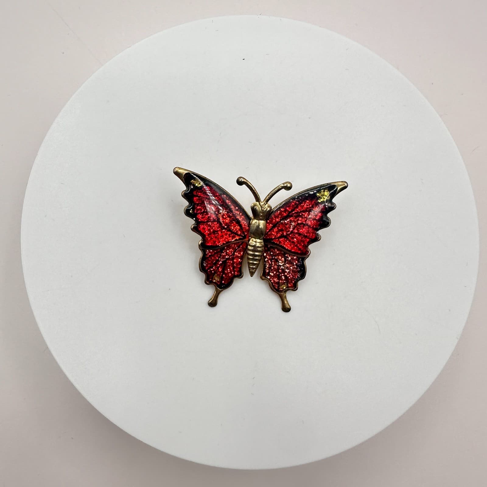 Vintage 80s 90s Red Enamel Glitter Butterfly Brooch Gold Tone Animal Nature Pins - Thumbnail 2
