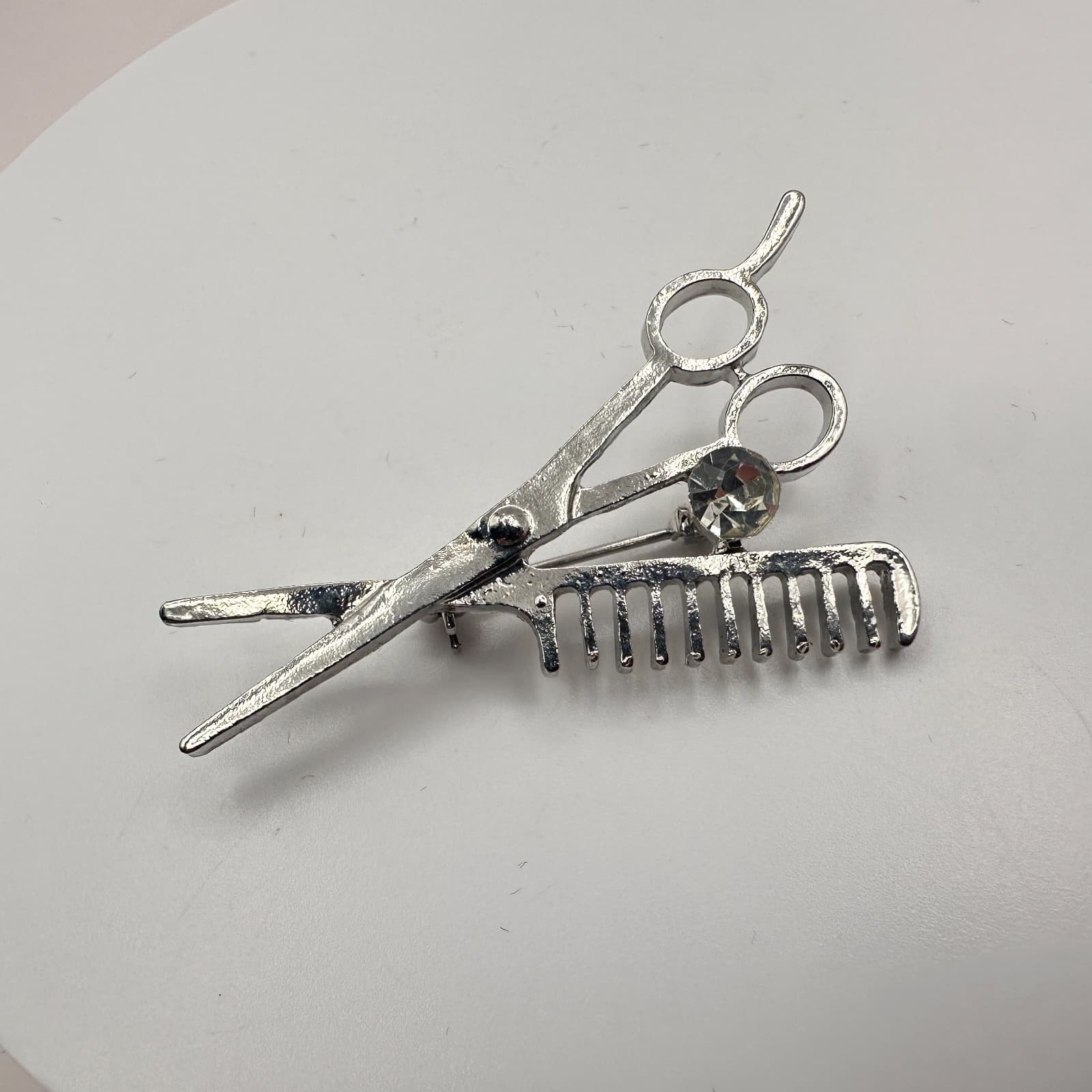 Vintage 90s Silver Tone Scissor and Comb Brooch Hair Stylist Barber Glass Pin - Thumbnail 5