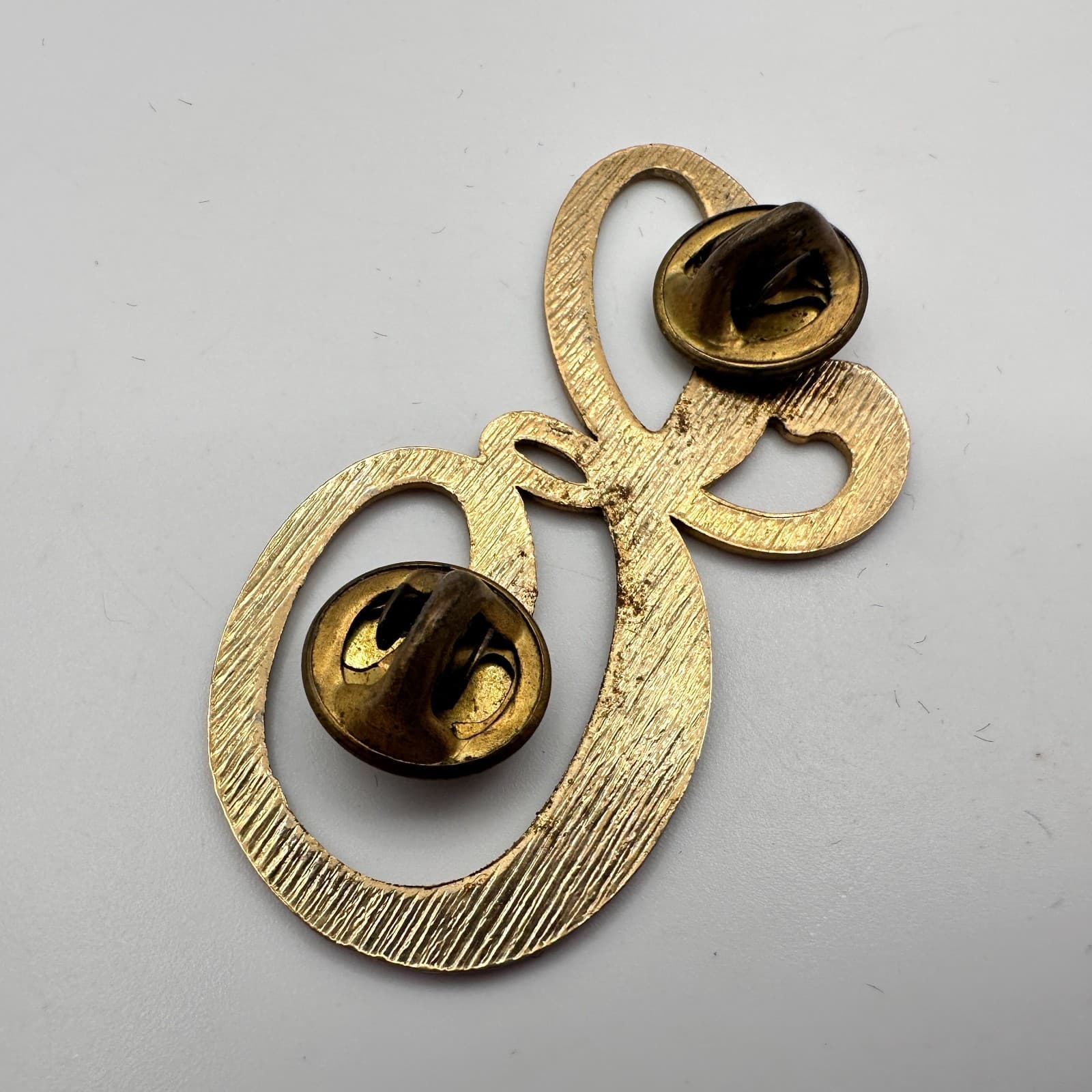 Vintage 80s 90s Gold Tone Script Letter E Initial Brooch Pin Textured Monogram - Thumbnail 6