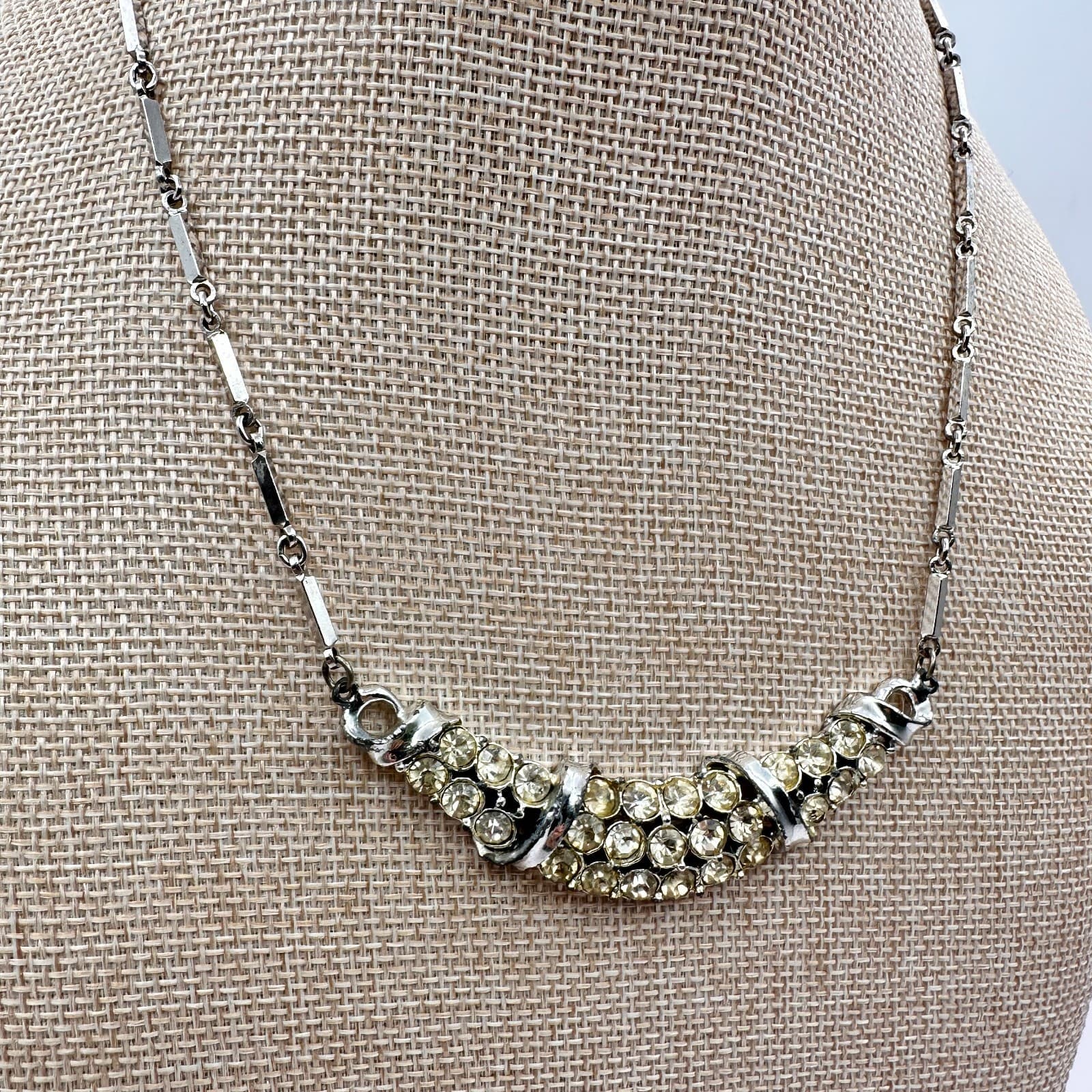 Vintage 80s Silver Tone Champagne Glass Collar Necklace Retro Fashion Jewelry - Thumbnail 4