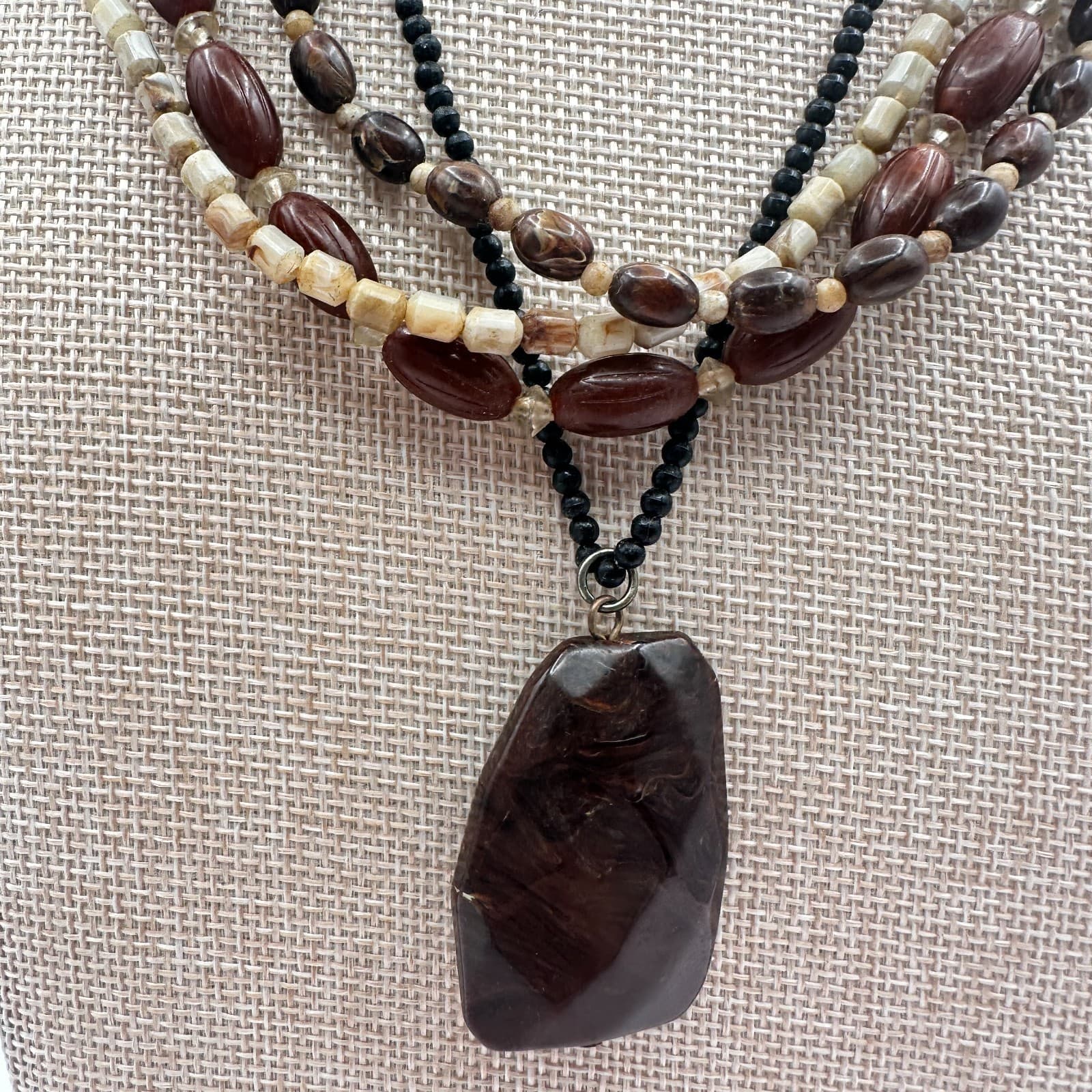 Vintage 80s Multi-Strand Earth Tone Beaded Layered Necklace Faux Stone Jewelry - Thumbnail 5