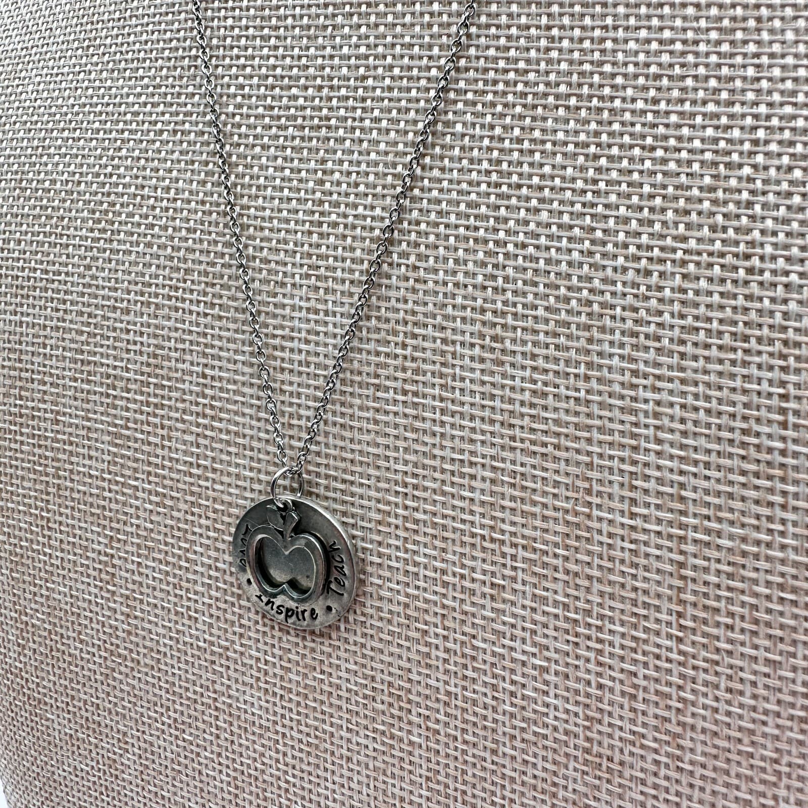 Vintage 80s SilverTone Apple Teacher Necklace Love Inspire Teach Pendant Jewelry - Thumbnail 5
