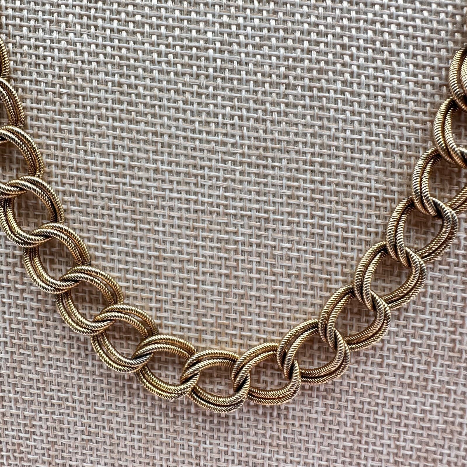 Vintage 80s Gold Tone Textured Double Link Chain Necklace Boho Fashion Jewelry - Thumbnail 3