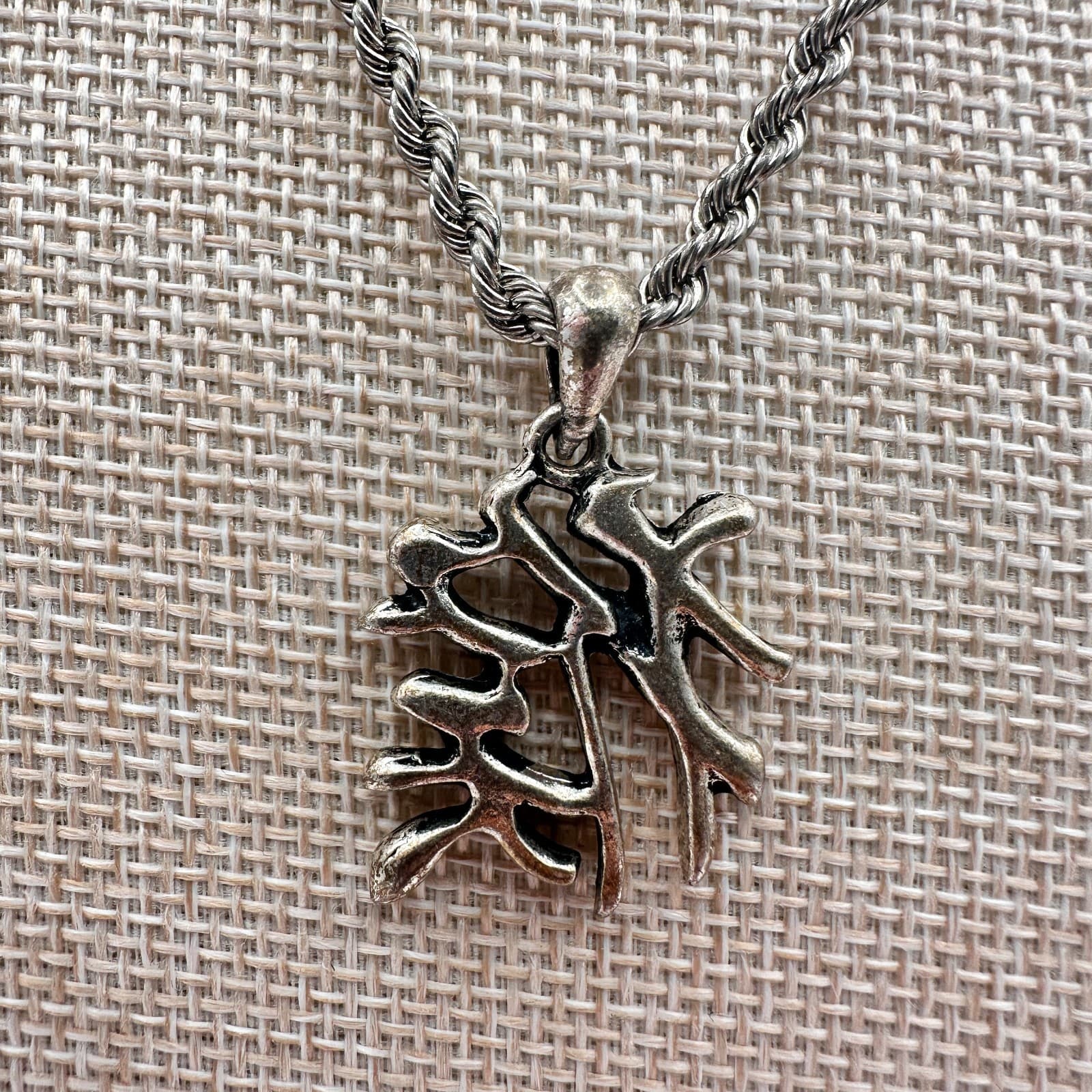 Vintage 90s Silver Tone Kanji Love Symbol Pendant Necklace Rope Chain Jewelry - Thumbnail 5