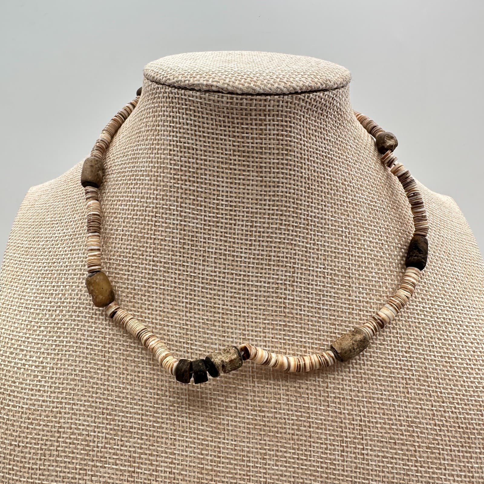 Vintage 80s Heishe Shell Bead Necklace Earth Tone Boho Tribal Fashion Jewelry - Thumbnail 7
